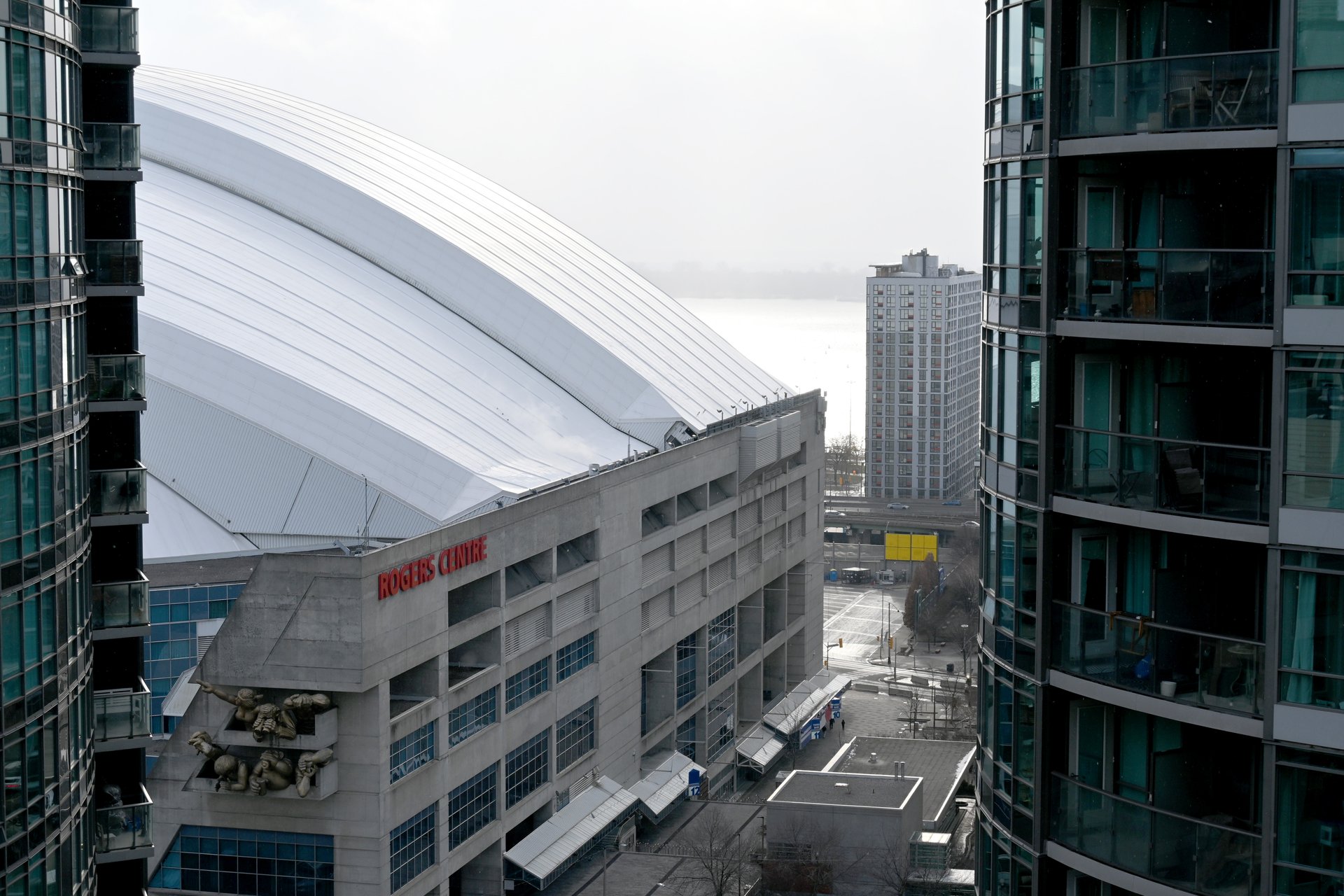352 Front St W Unit: 2103