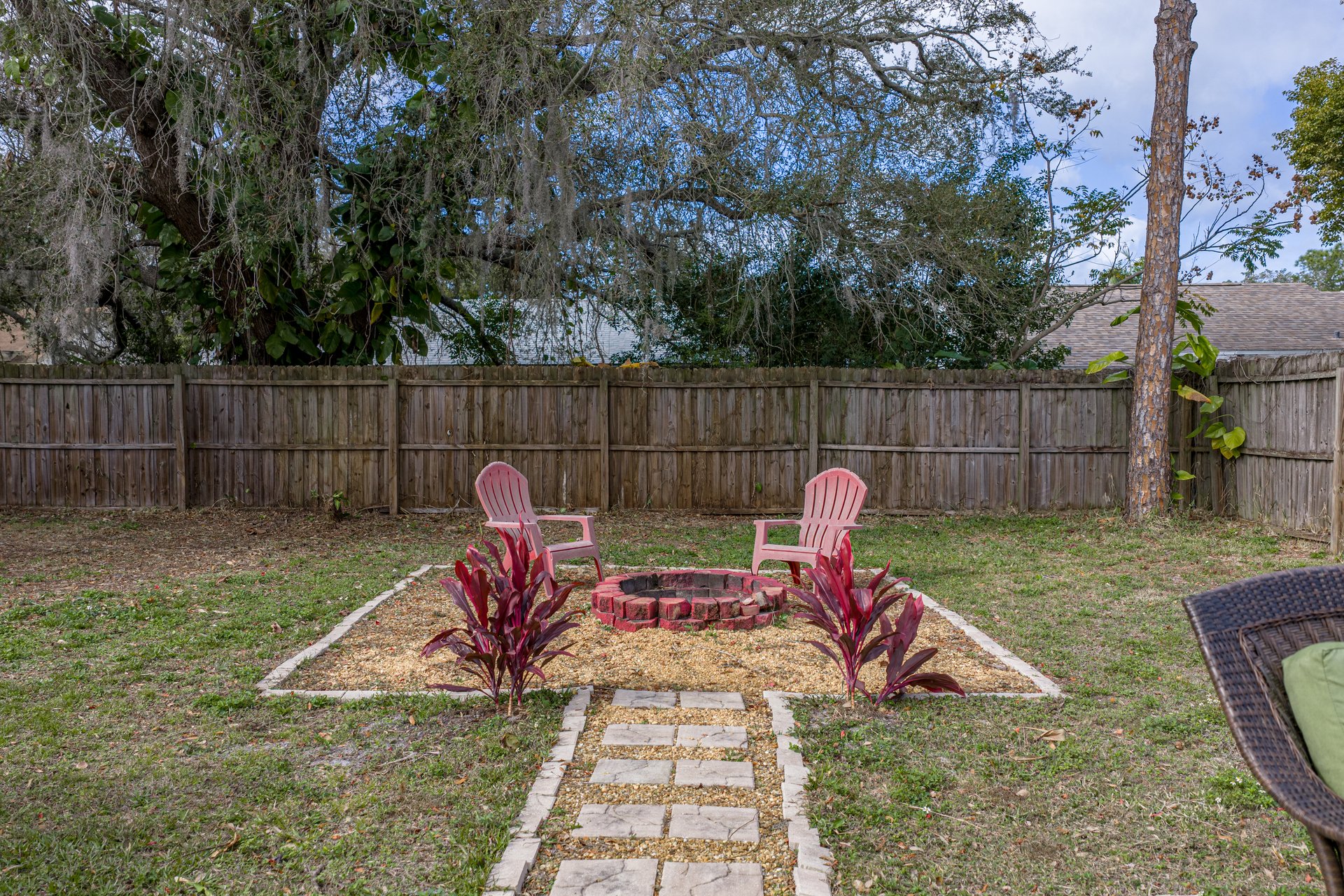 3229 SEVEN SPRINGS BLVD