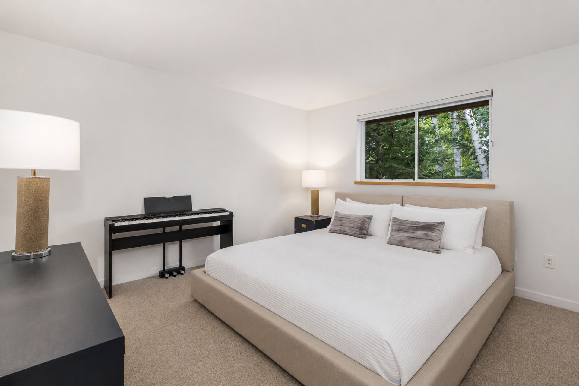 11 Russell Trail