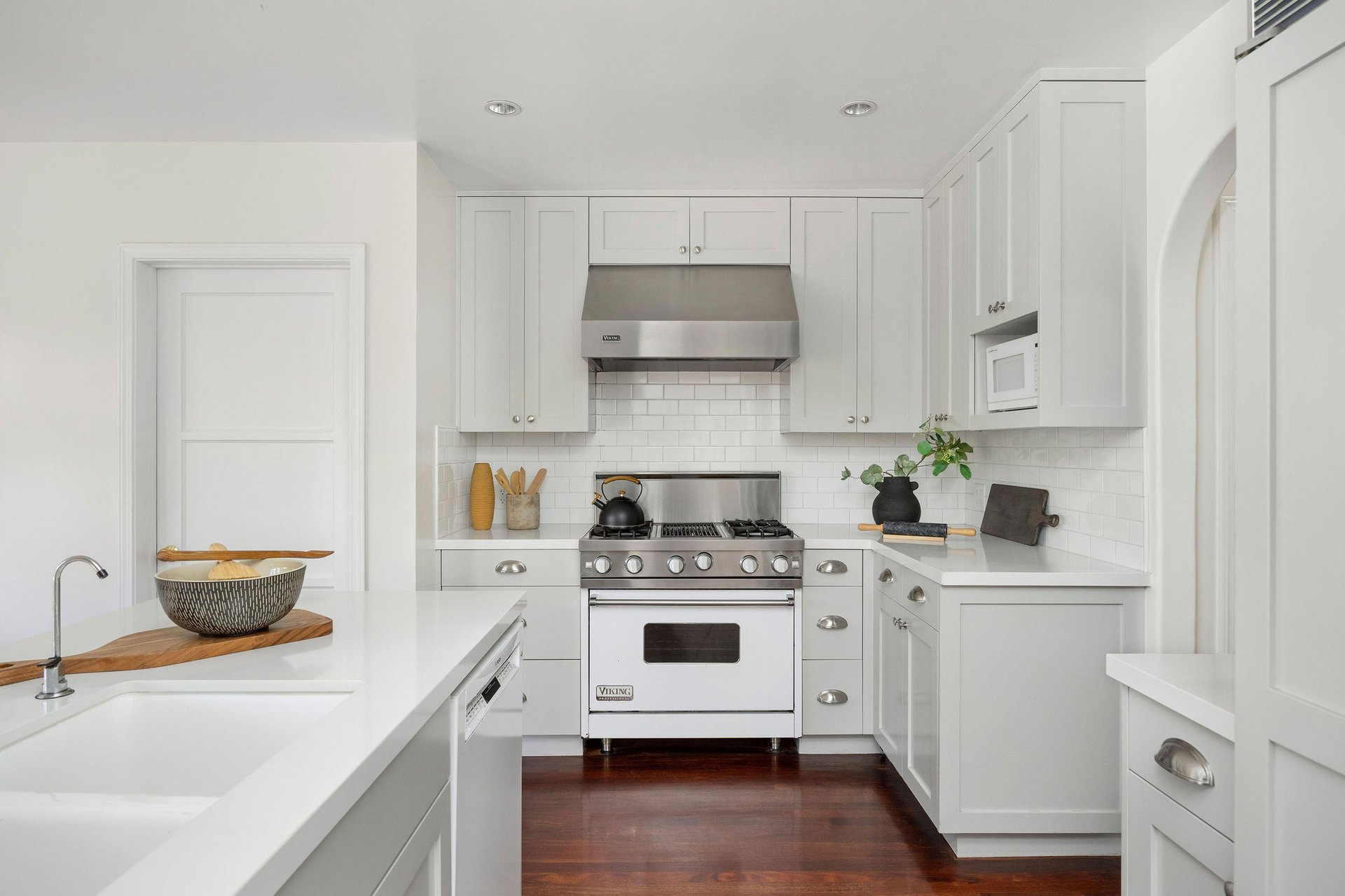 157 S. Fuller Ave