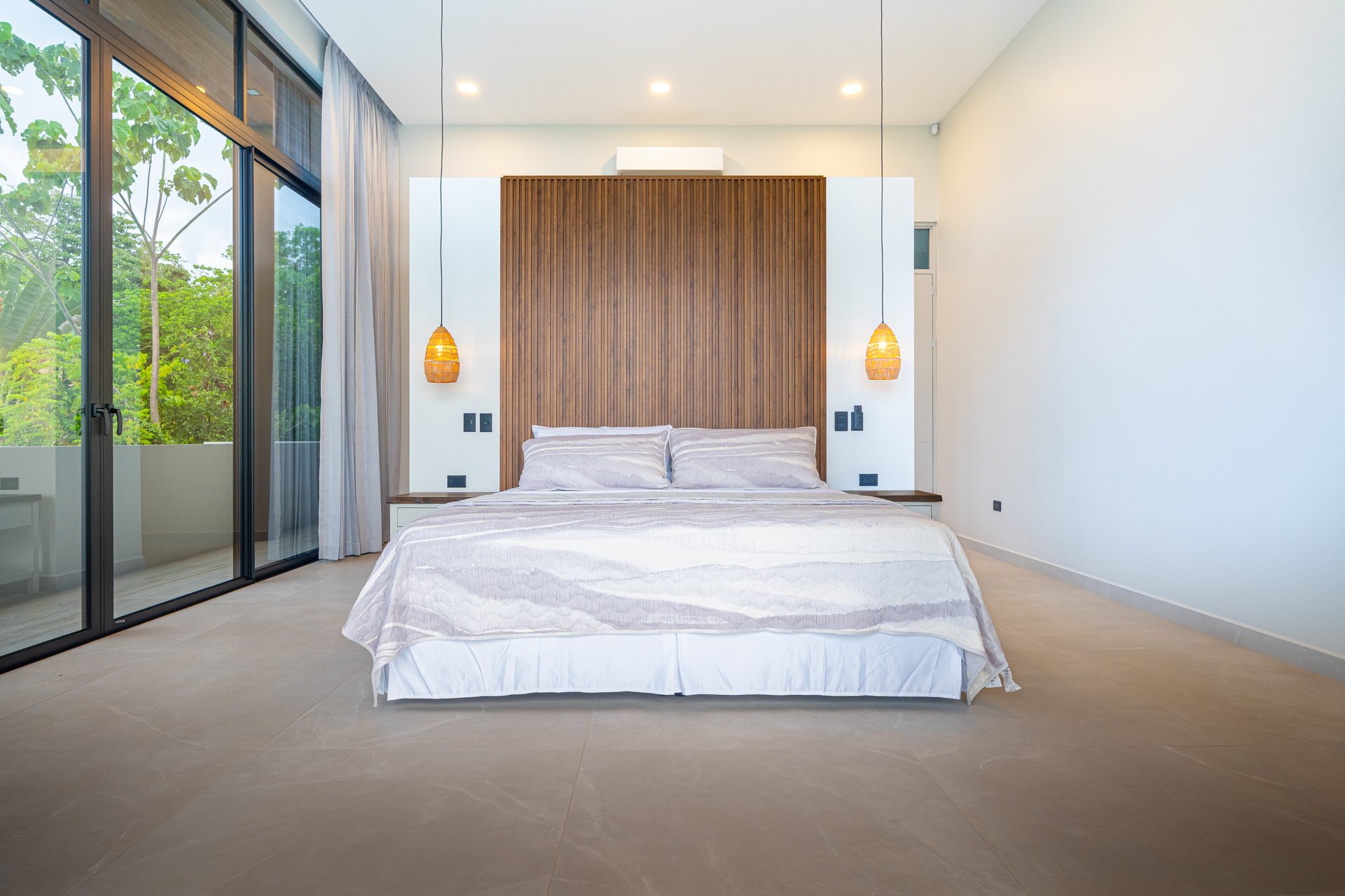 Lion's Gate Sunset Estate