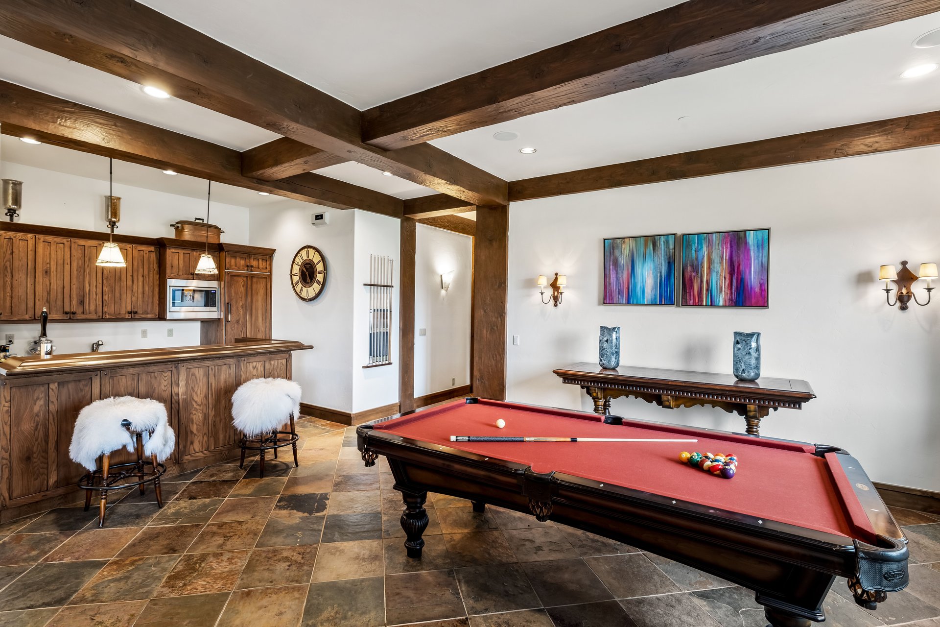 1092 The Summit Trail