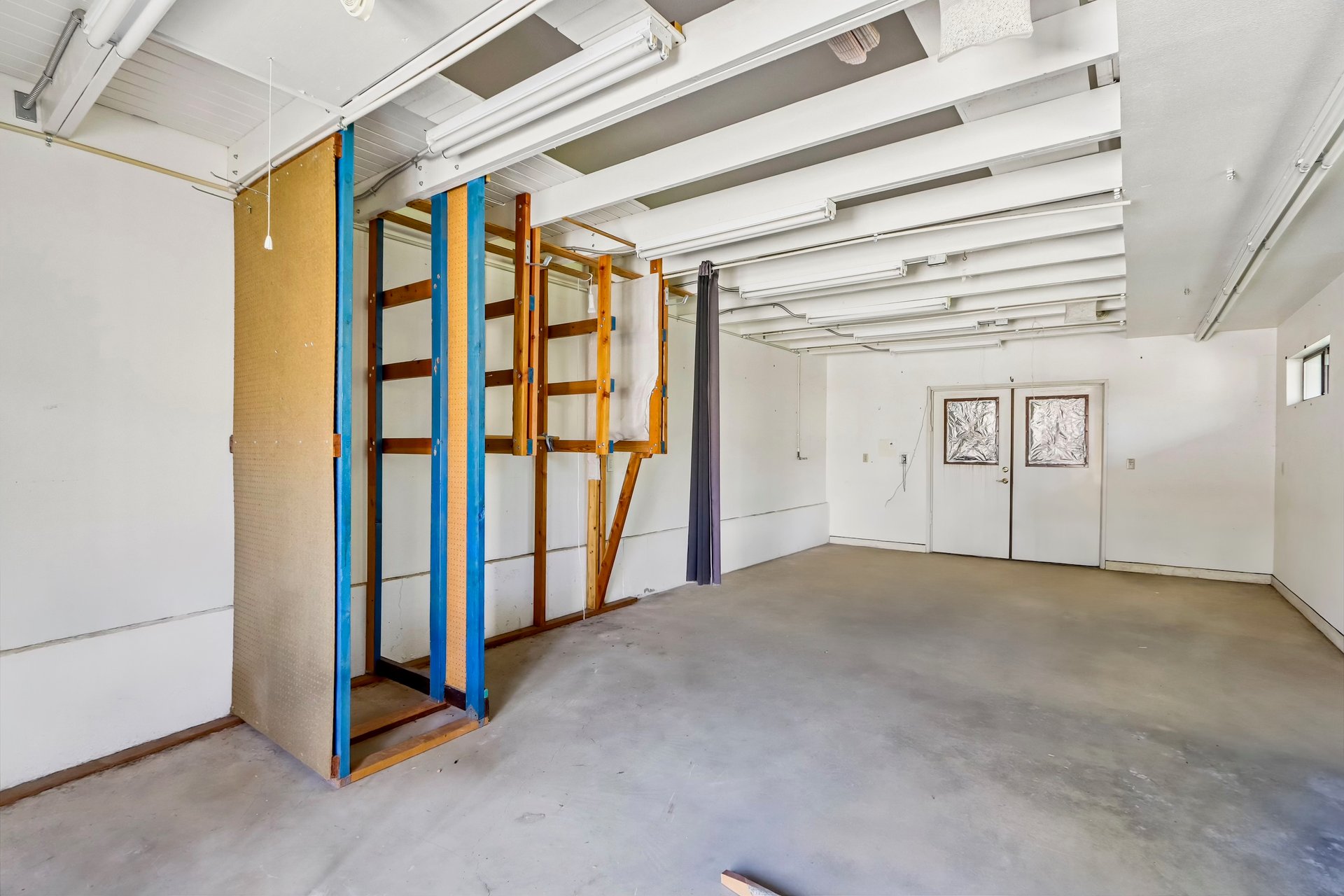 360 Franklin Avenue
