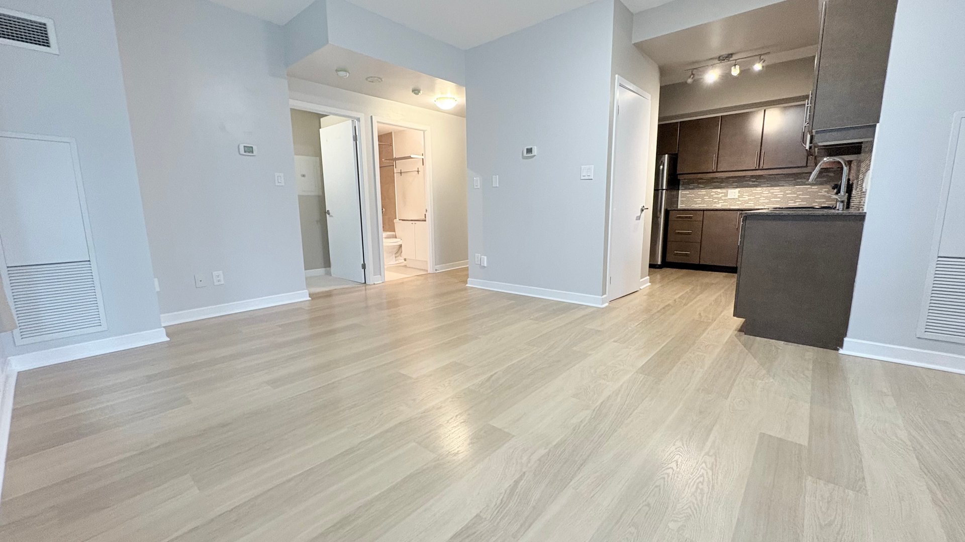 33 Bay Street Unit:504