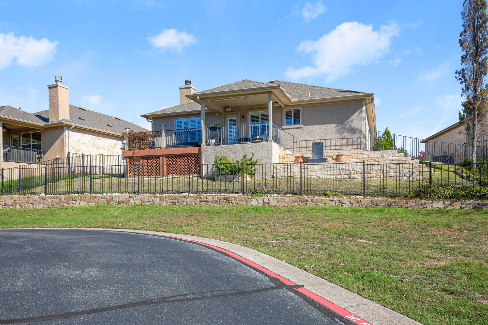 Lakeway Garden Home