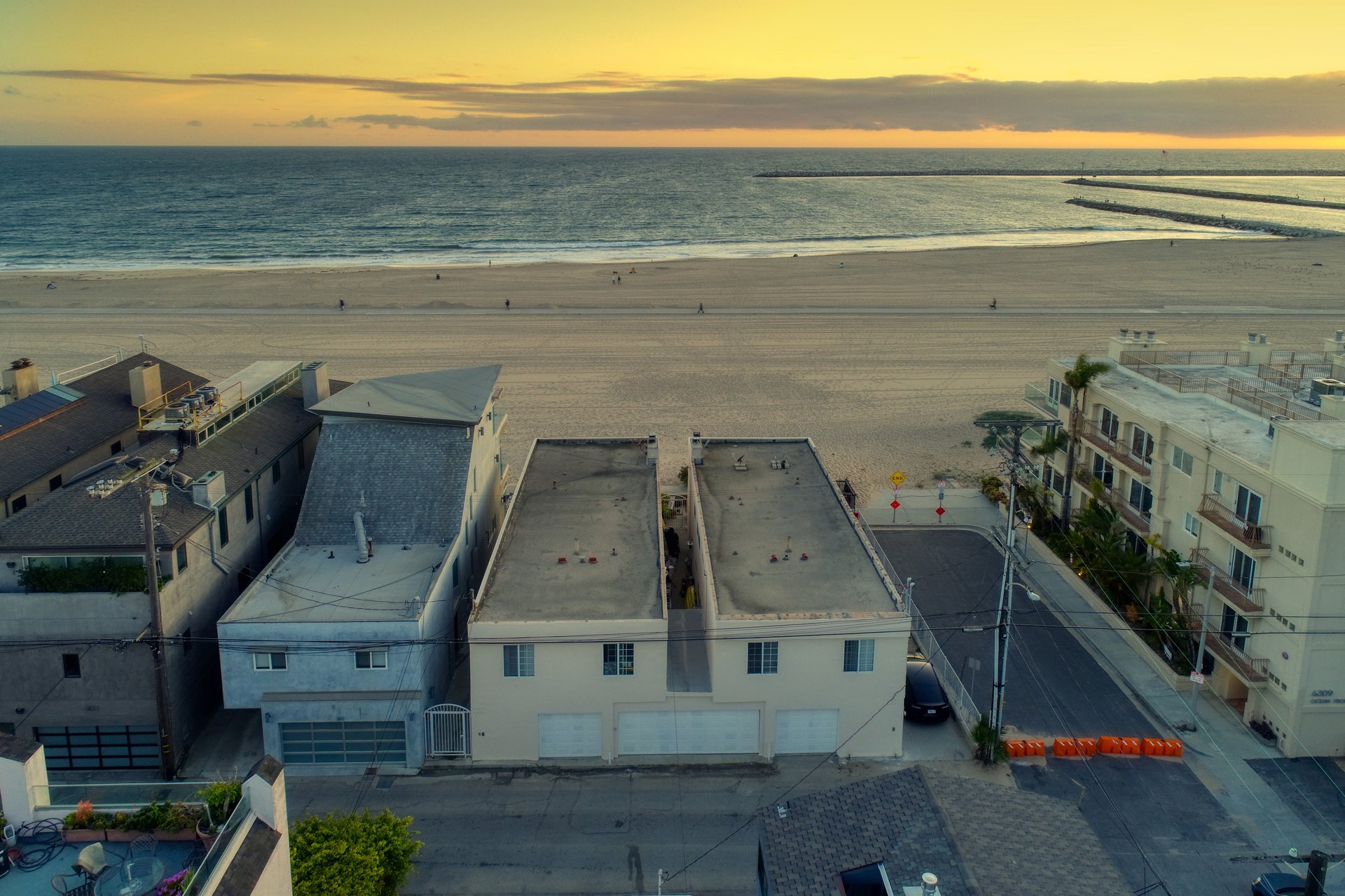 6401-6405 Ocean Front Walk