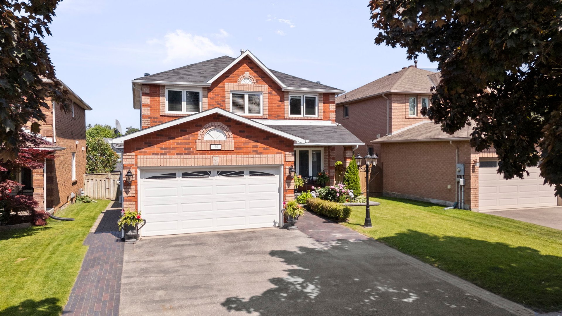 90 Bishop Drive, Barrie