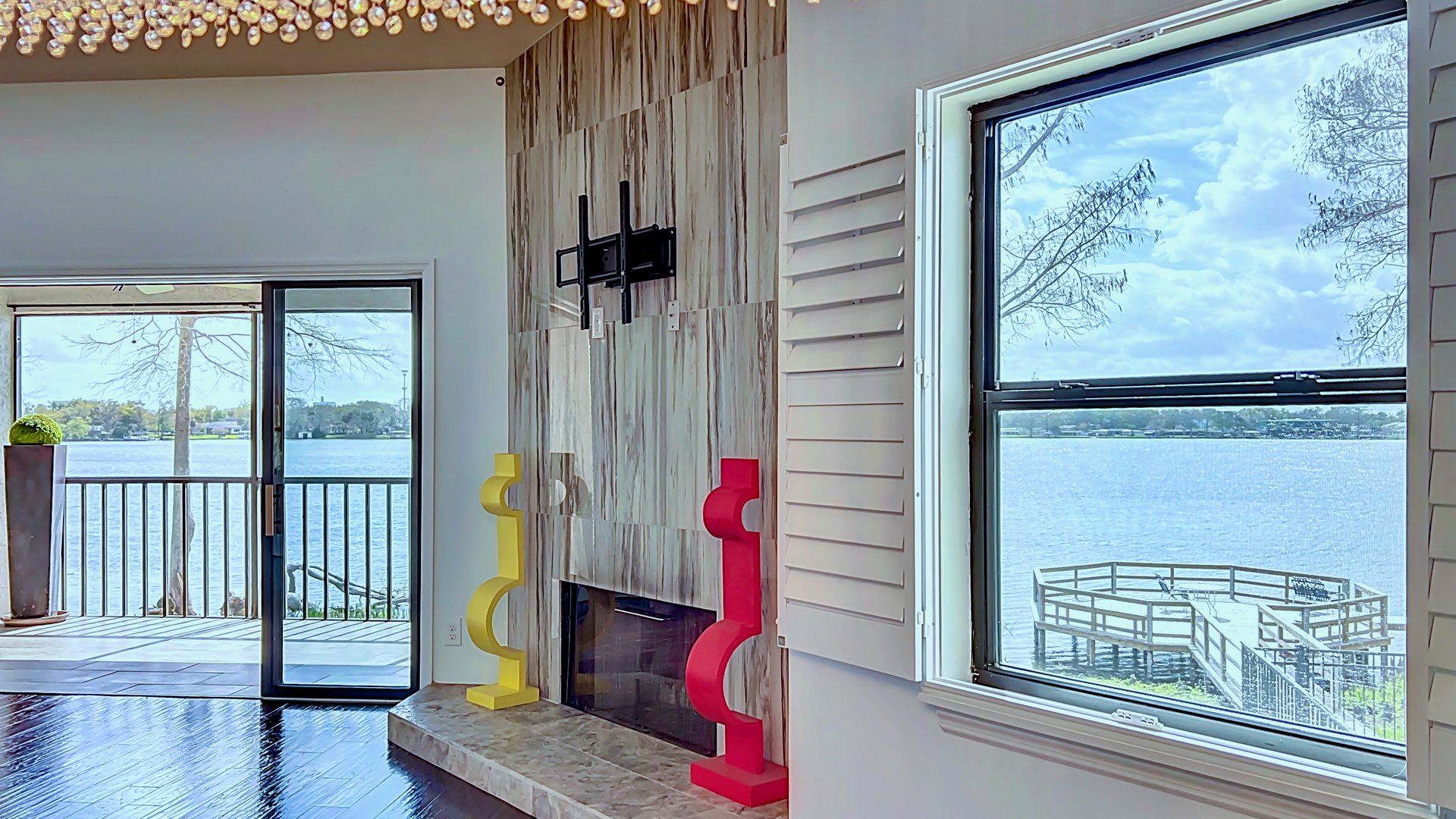 Luxury Lakefront Winter Park Condominium for Lease