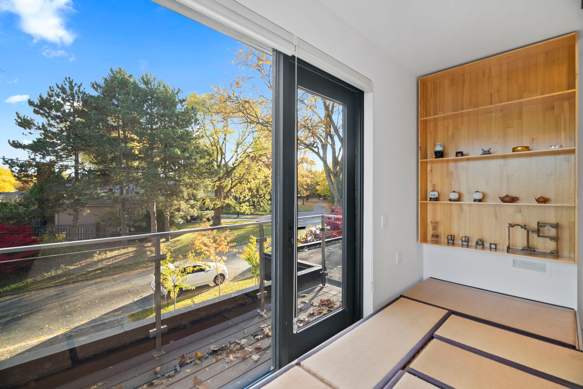 SOLD: Modern Architectural Profile