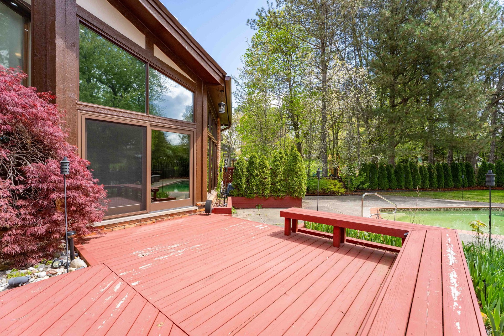 1743 Beechwood Way