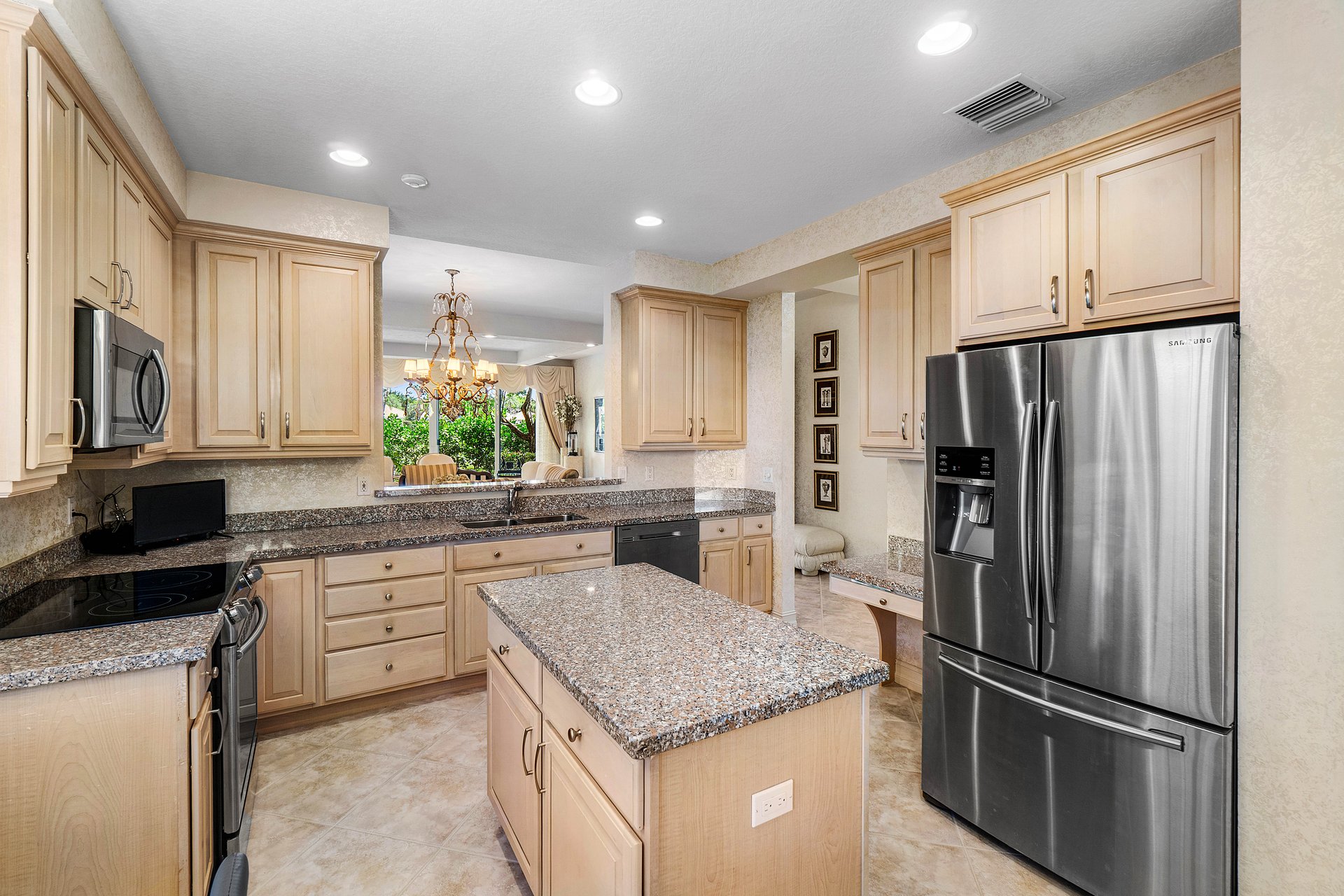 6213 Island Walk A 