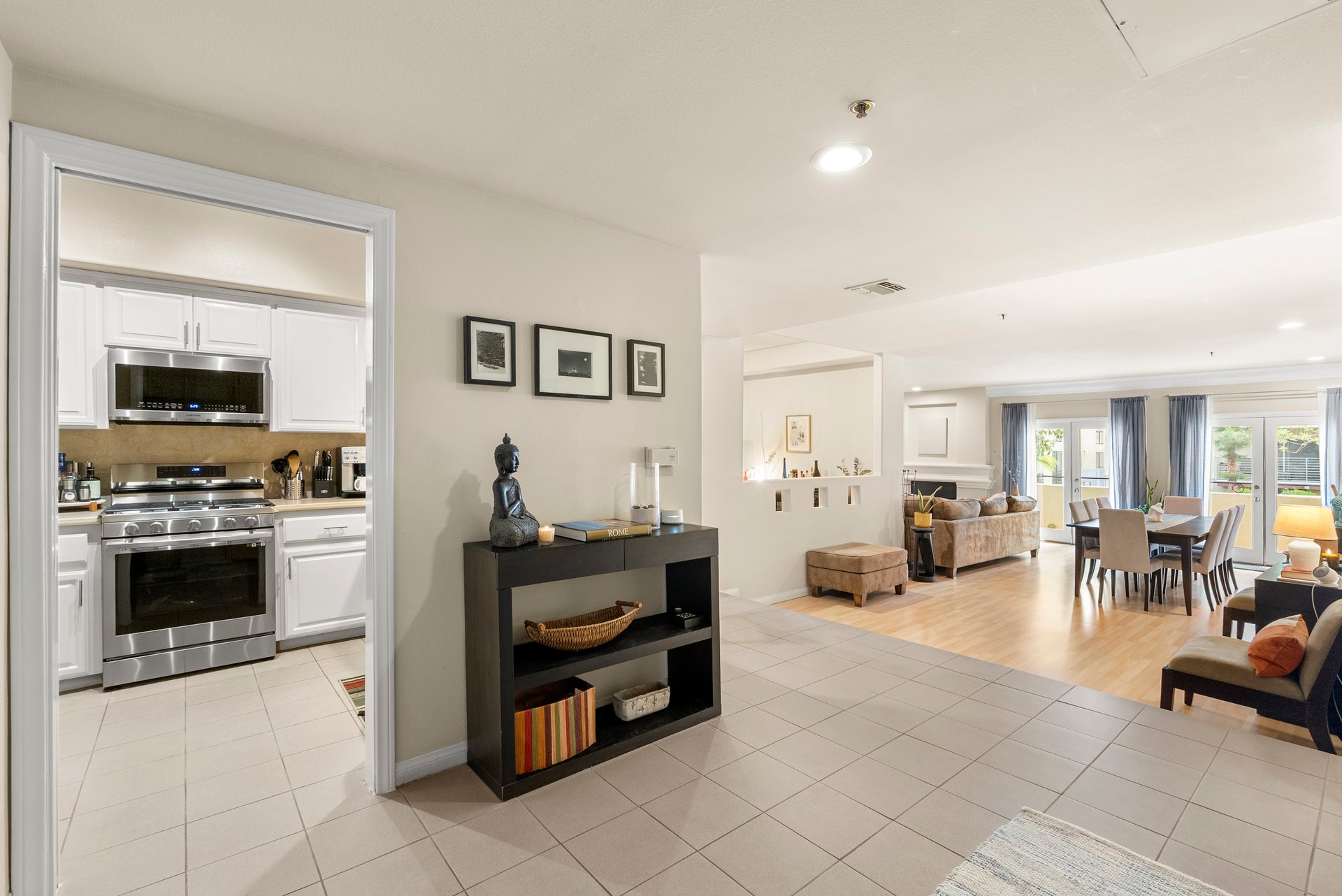 12011 Goshen Ave Unit: 102, Brentwood 