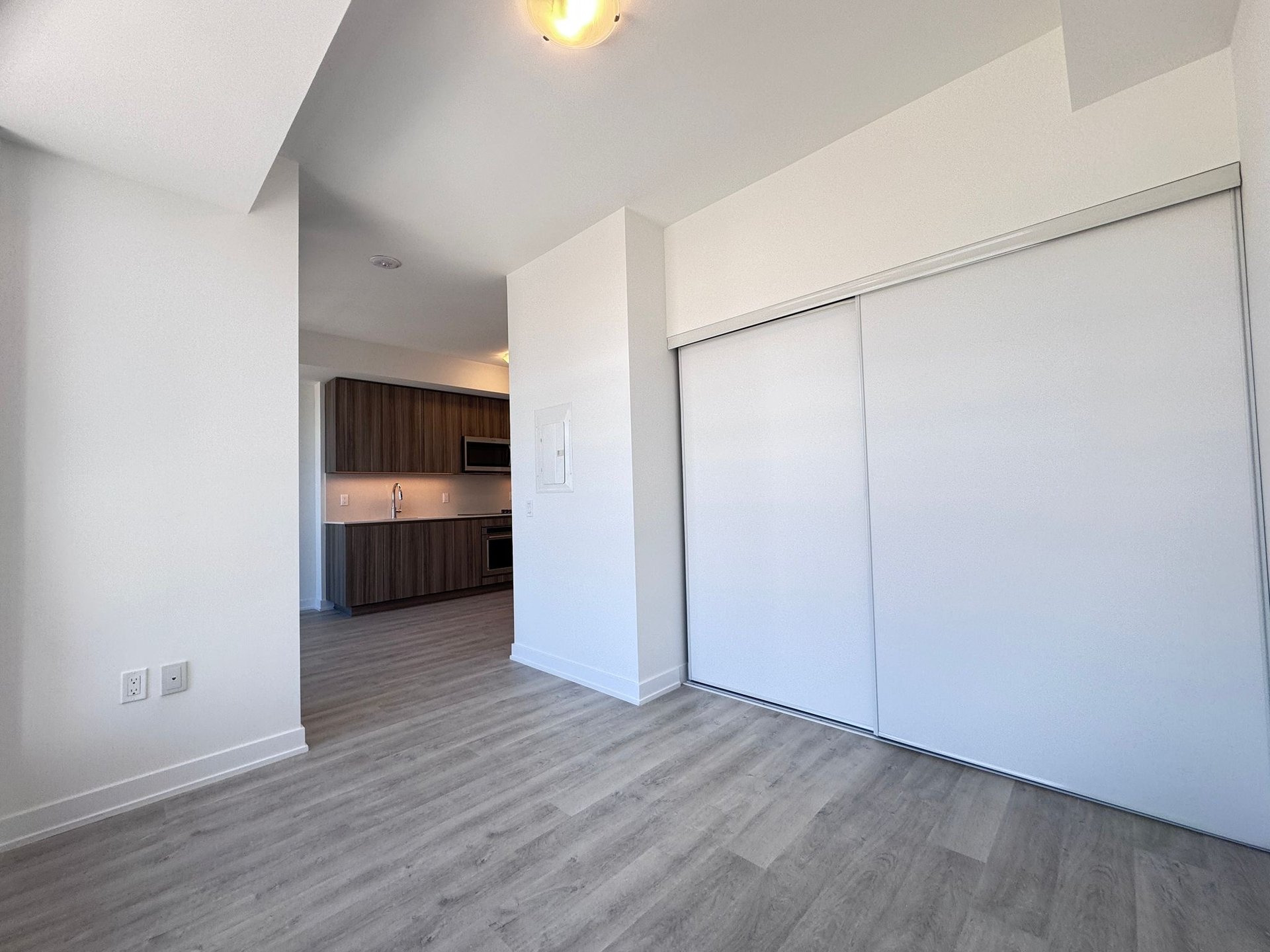 15 Richardson Street Unit: 1503