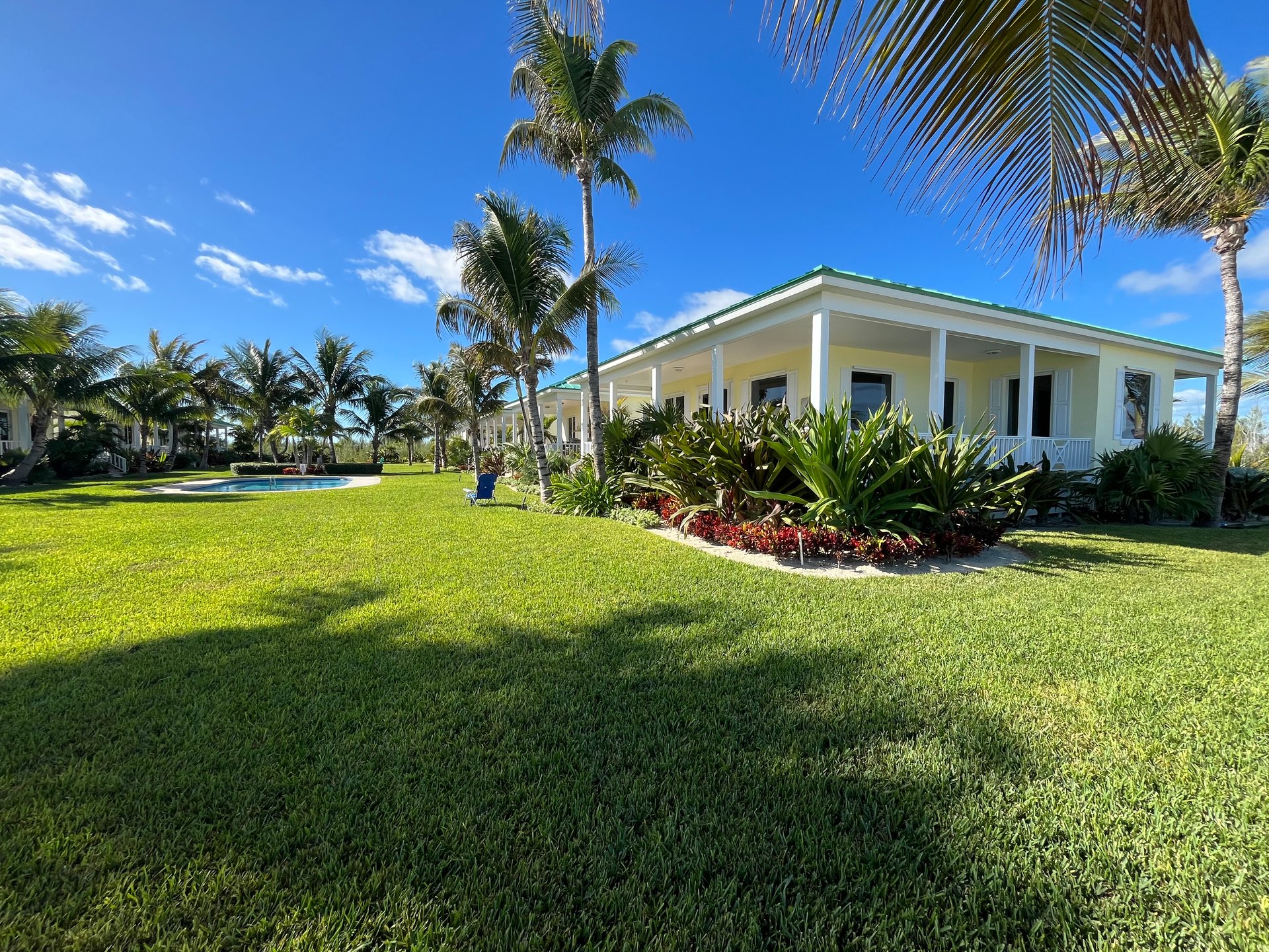 #10 The Cottages