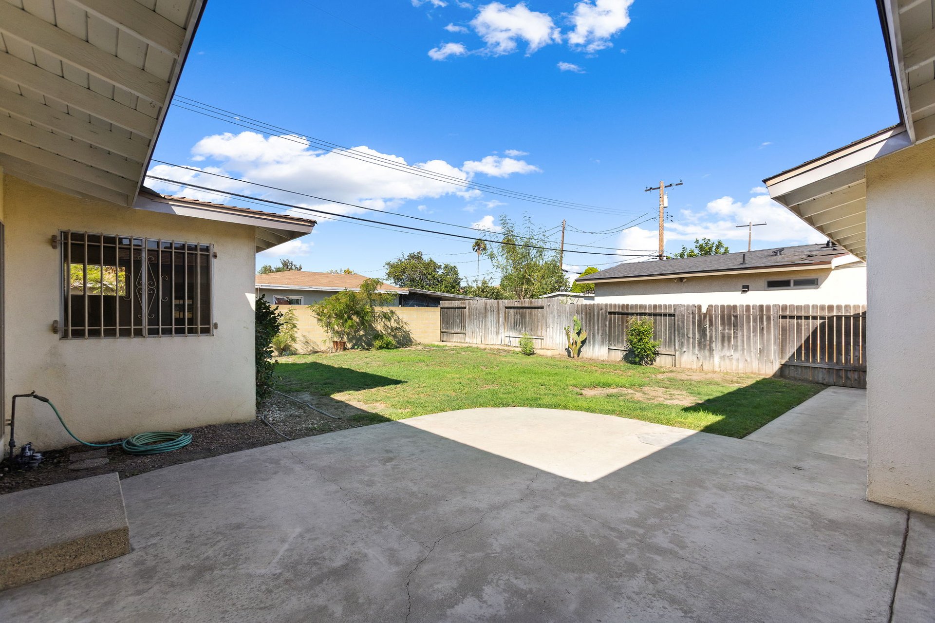 8805 Stardust Lane