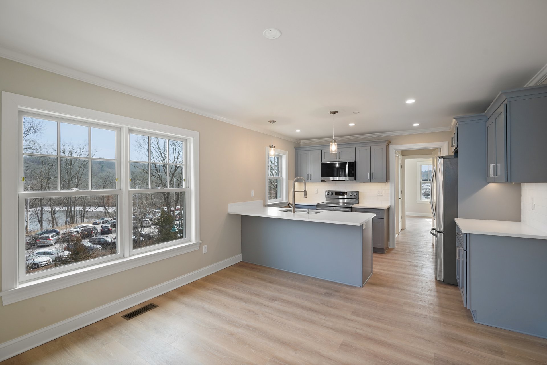 5 Edgemont Road Unit: 3