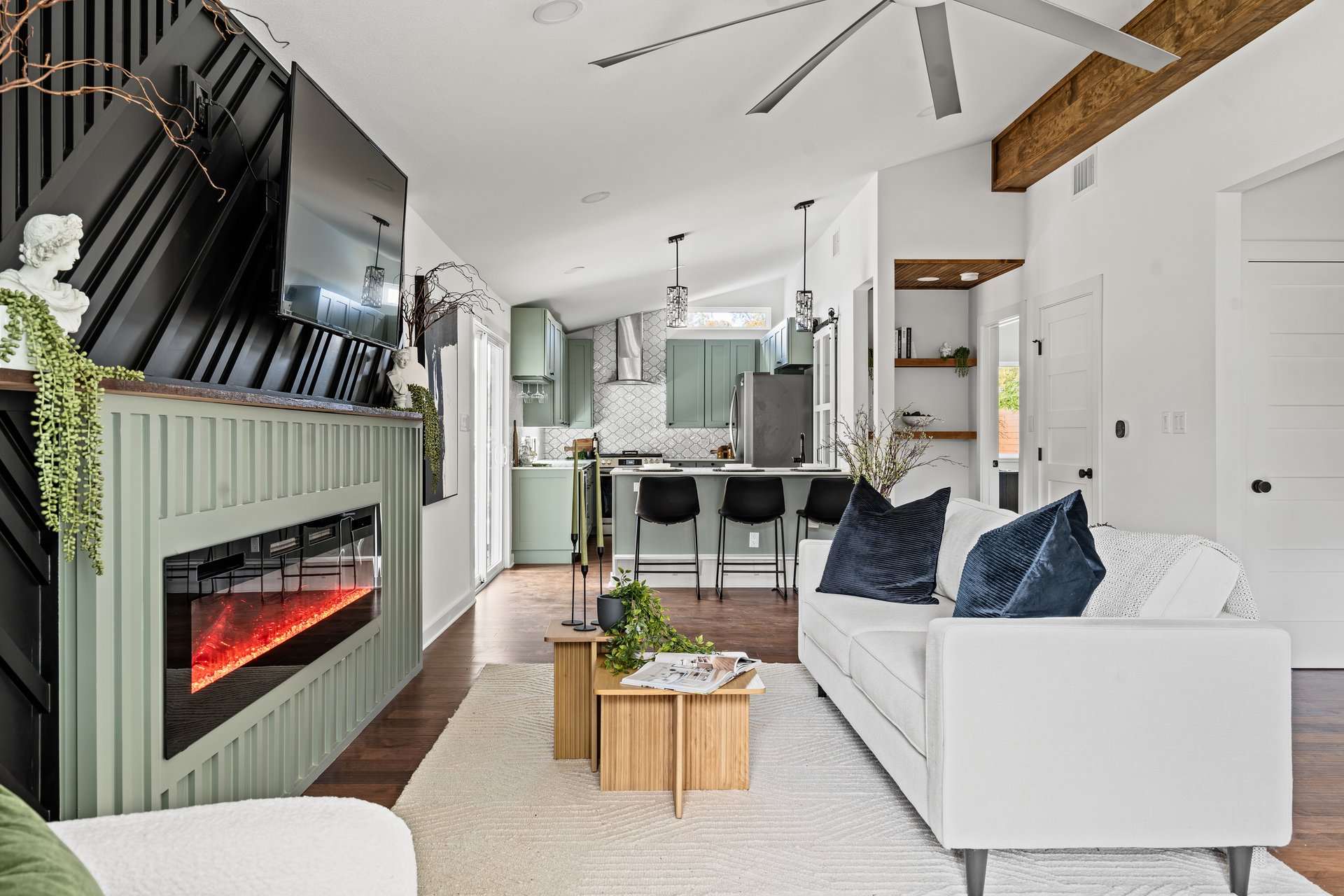 1006 Cherico St