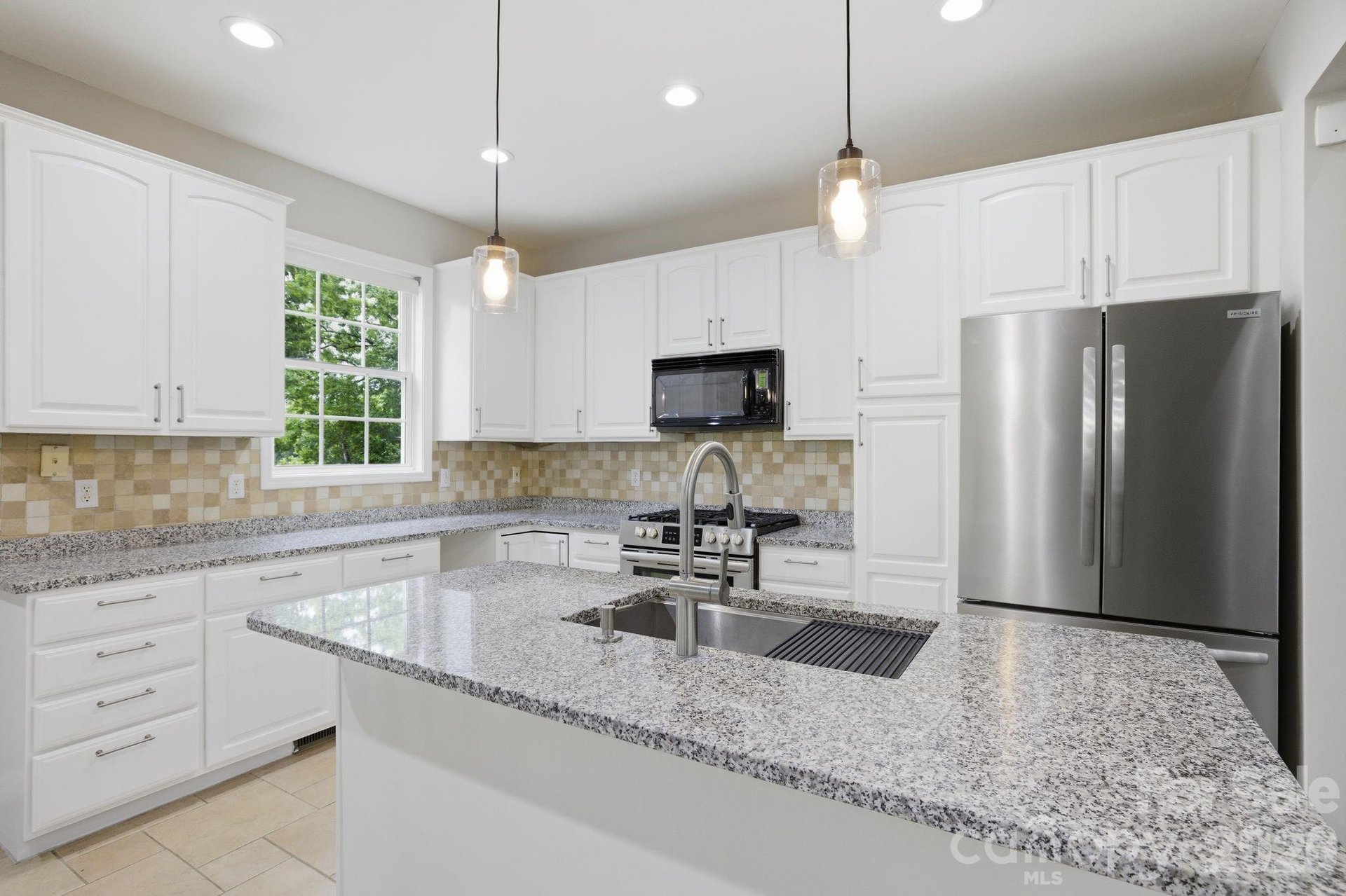 424 Mountain Harbor Drive