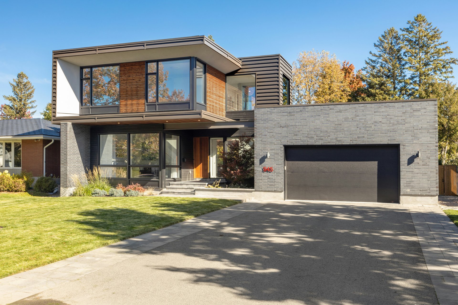 5 Ways to Add Value to Your Garage Space