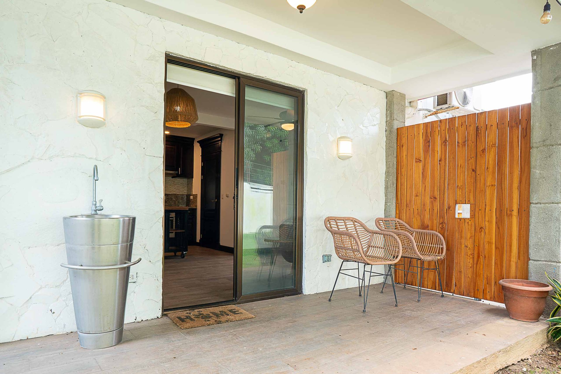 El Sandal #9 | 3 Bedroom Townhome, 10 Mins to the Beach - Seller Financing Available!