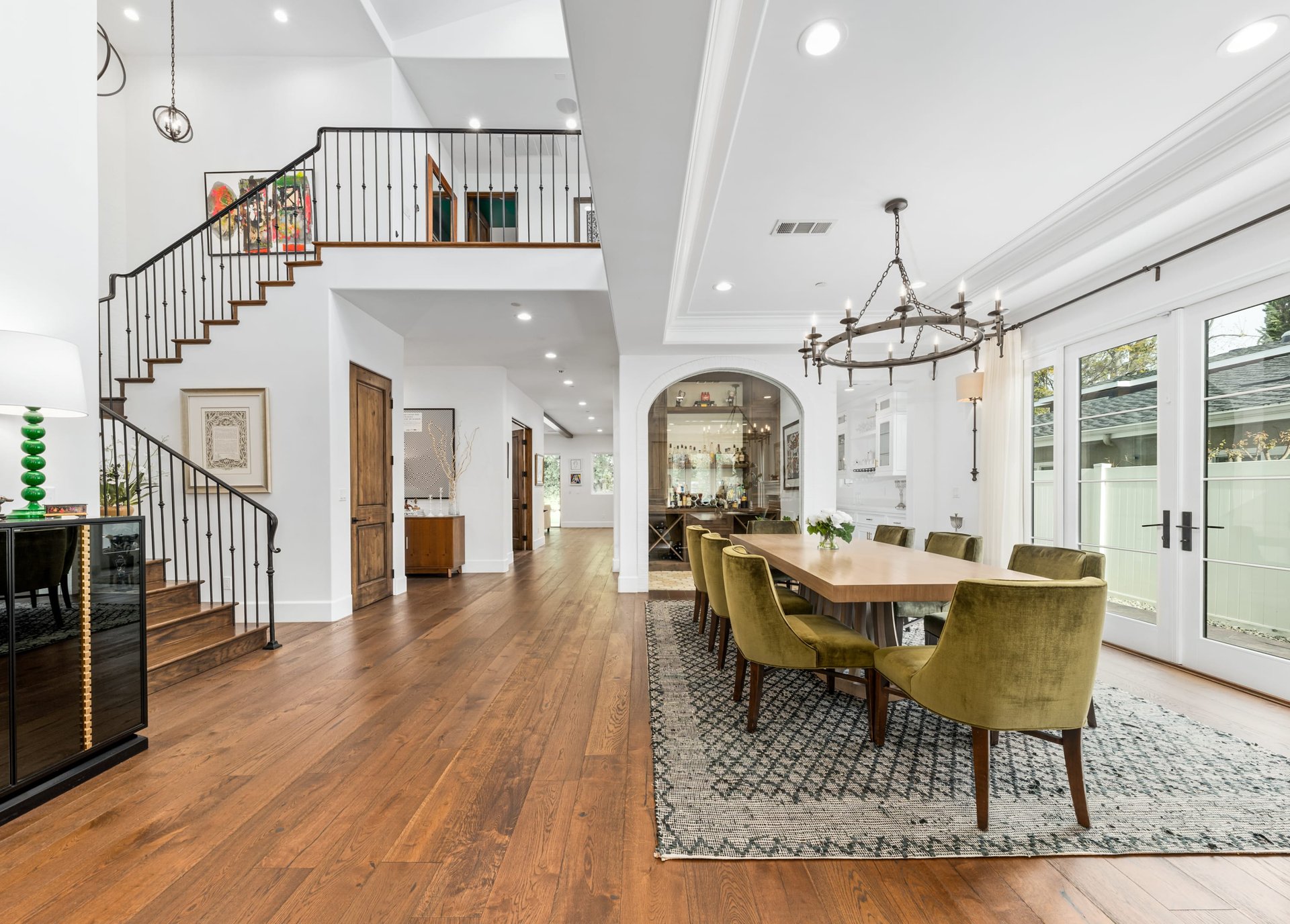 13031 Bloomfield St, Studio City