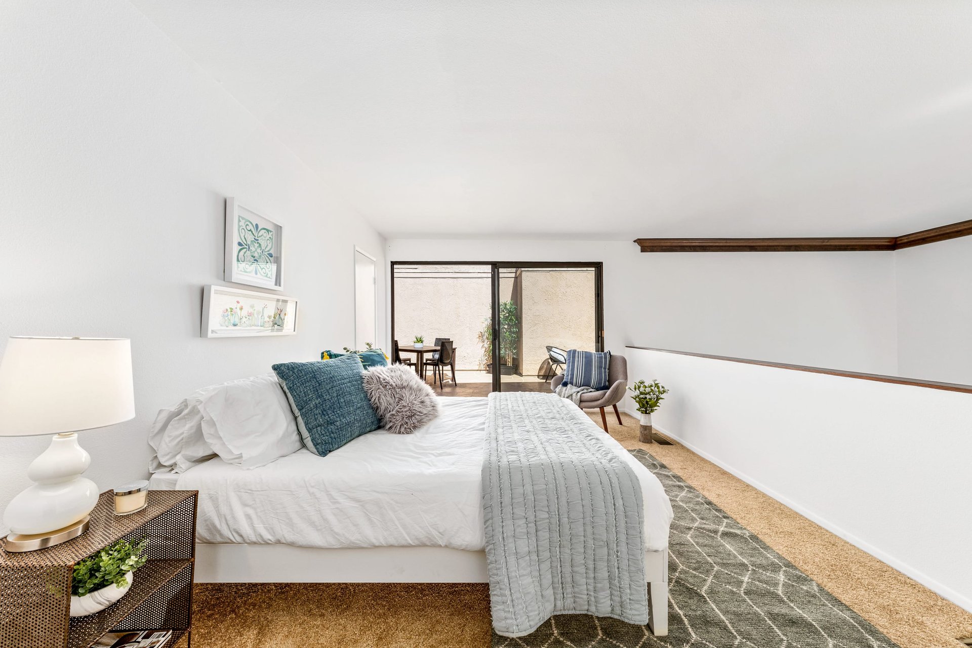 8712 Gregory Way #404, Pico-Robertson