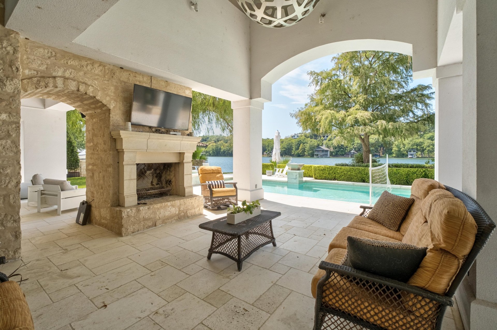 4516 Island Cove