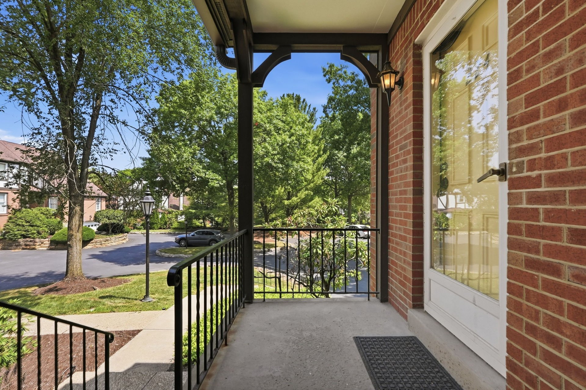 224 Thornberry Circle
