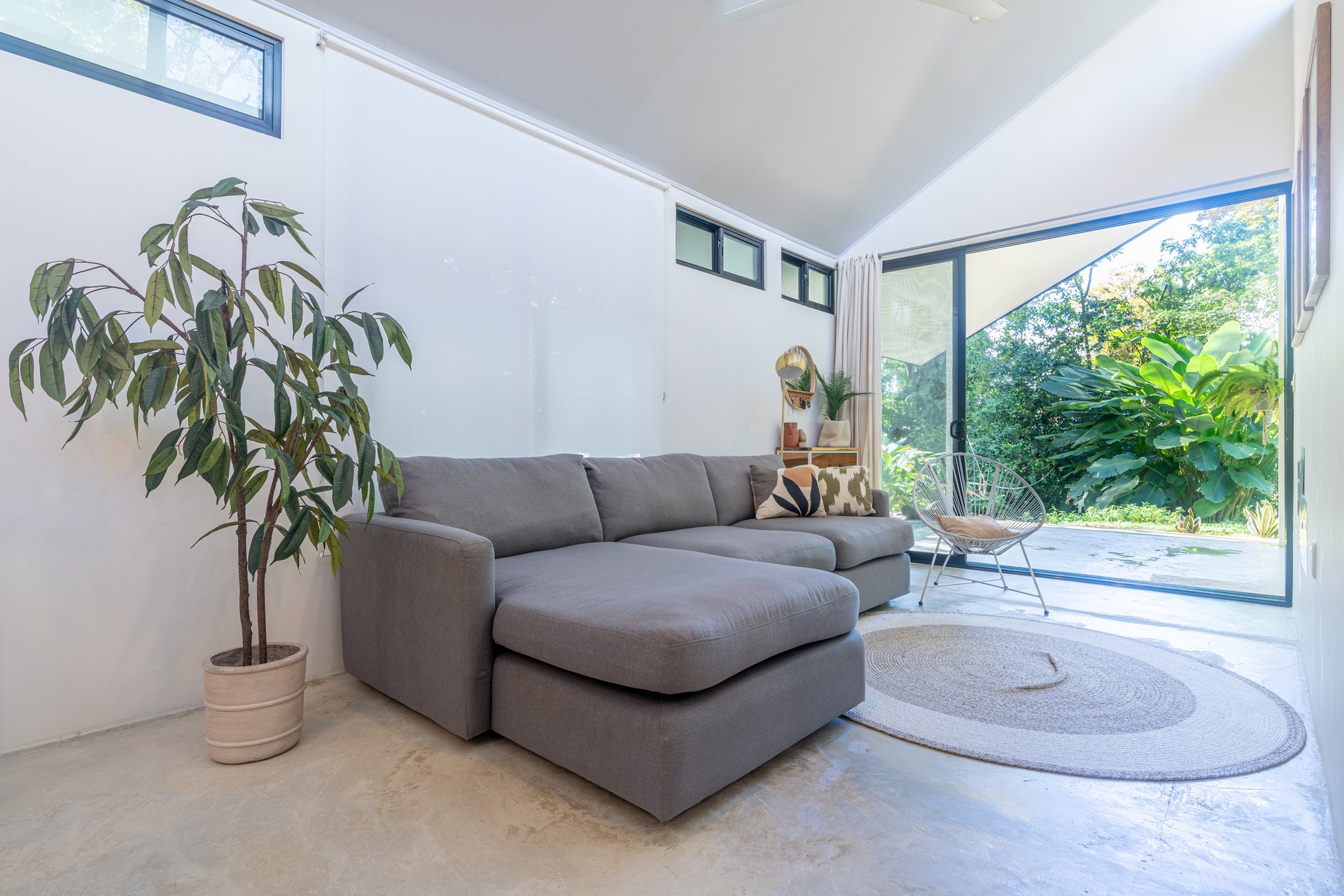Turnkey Property with 3 Income-Generating Homes in an Exceptional Uvita Location