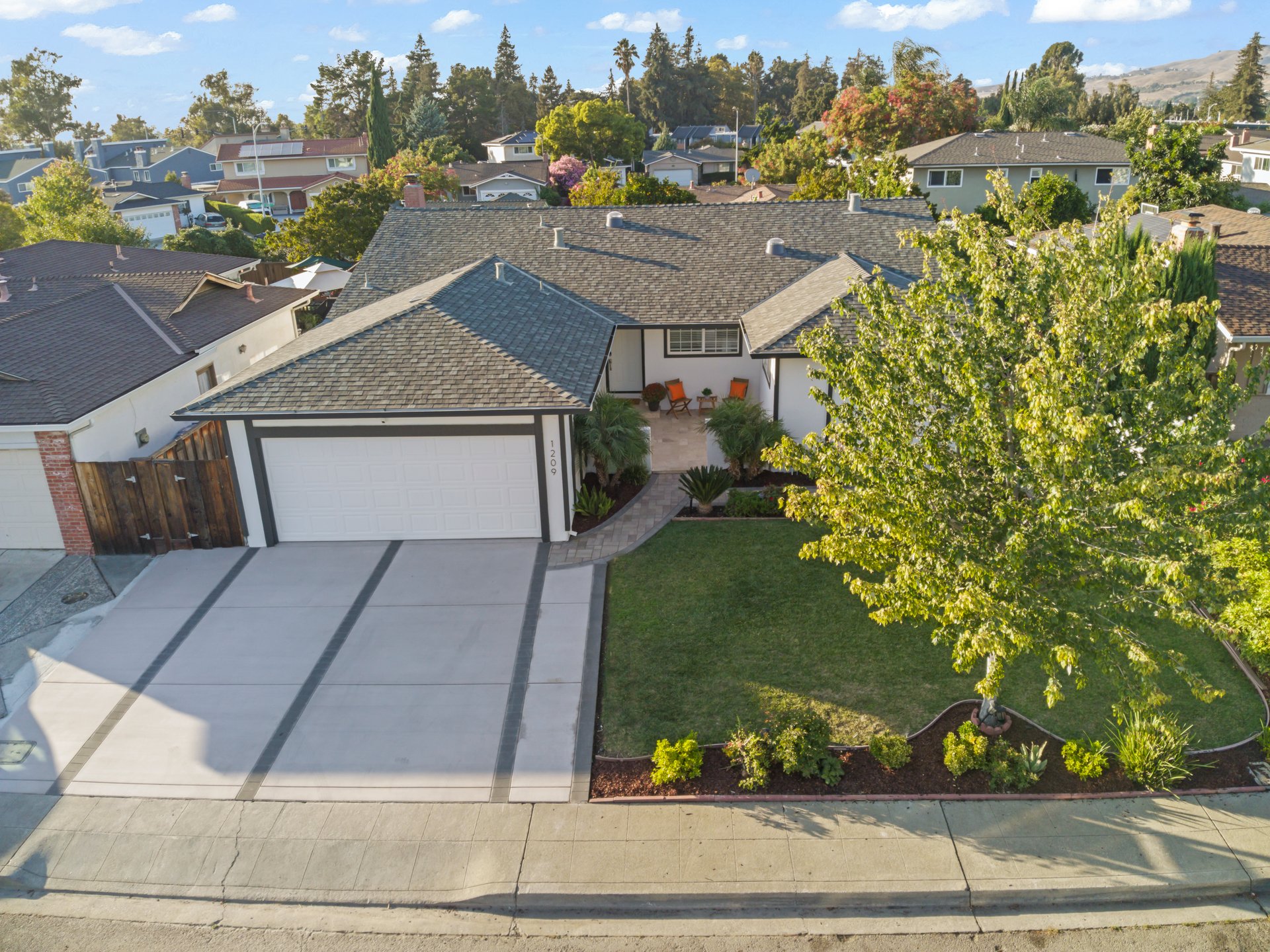 1209 Glacier Drive