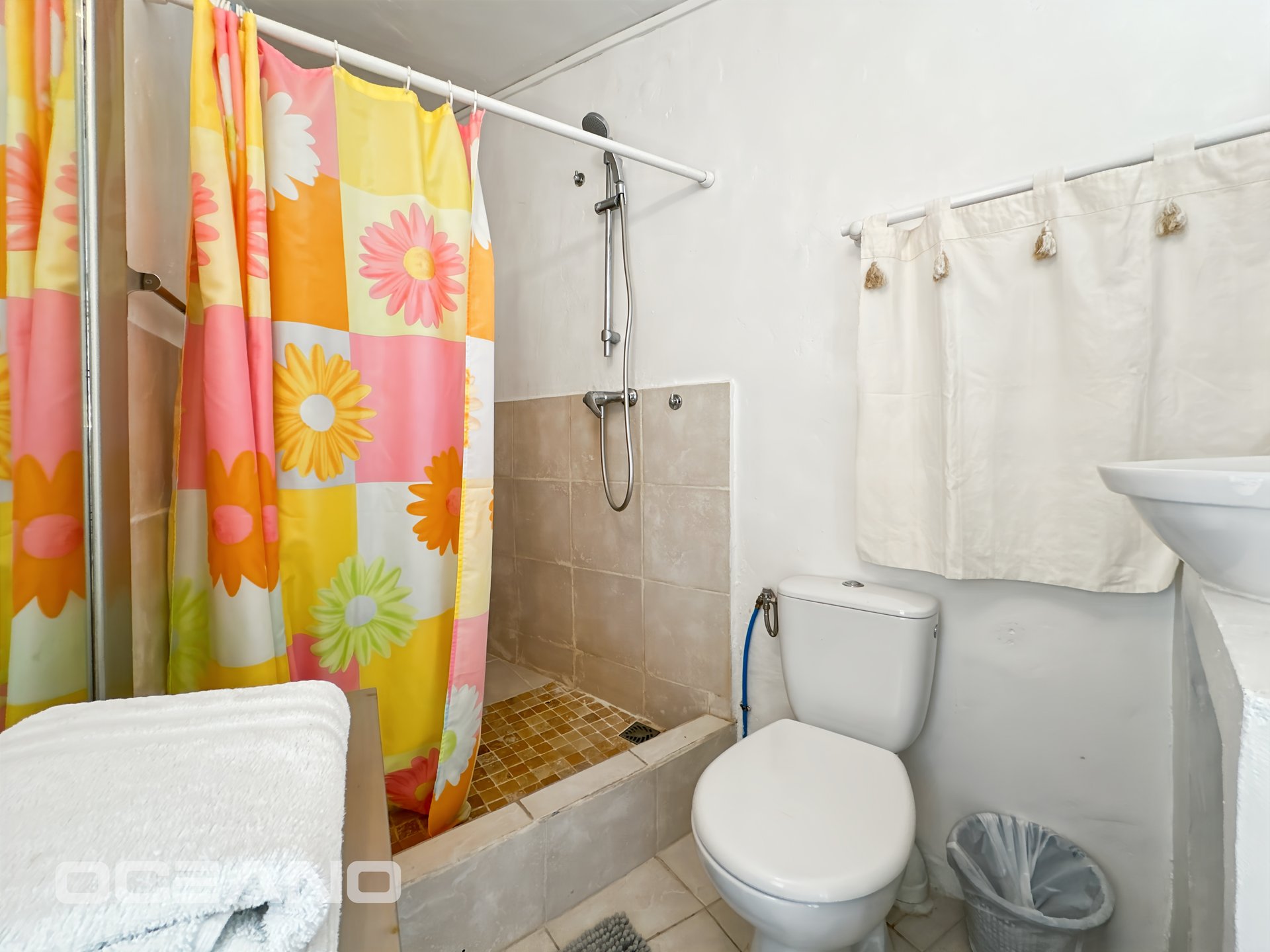 EXCLUSIVE :Set of 4 apartments – one two-bedroom apartment, two one-bedroom apartments, and one studio – IDOLEM Residence, Charm & Potential – IDOLEM Residence, Charm & Potential