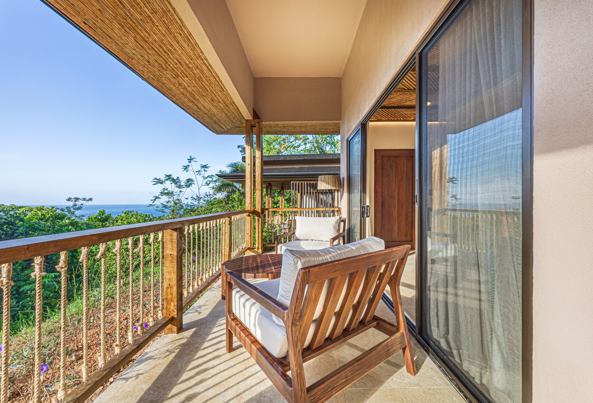 Luxury Hotel Boutique with Ocean Views | Walking distance to the beach | 13.2 Acres