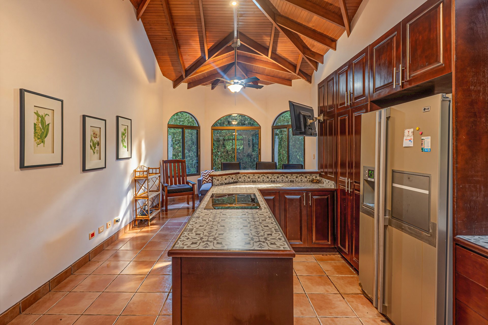 Ojochal Tropical Retreat | 4 Ensuite Bedrooms, Pool & Outdoor Living