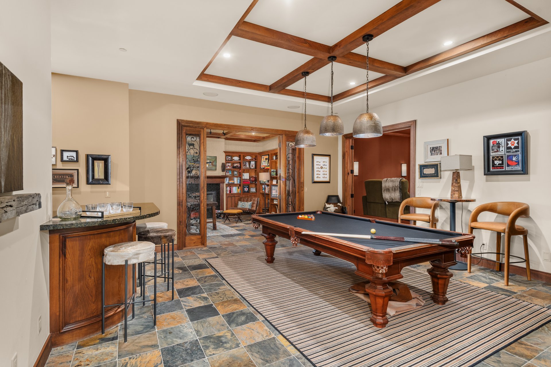 863 Hunter Creek