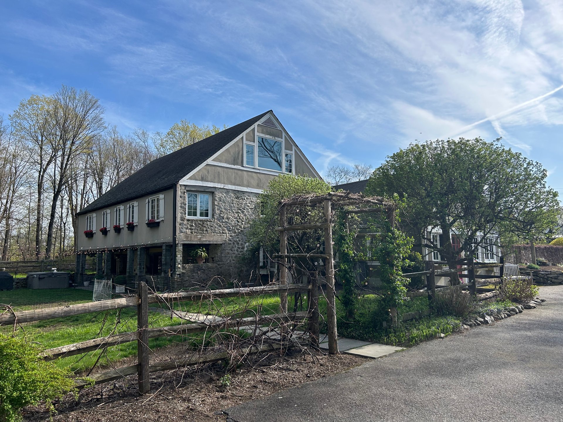 15 High Ridge Road