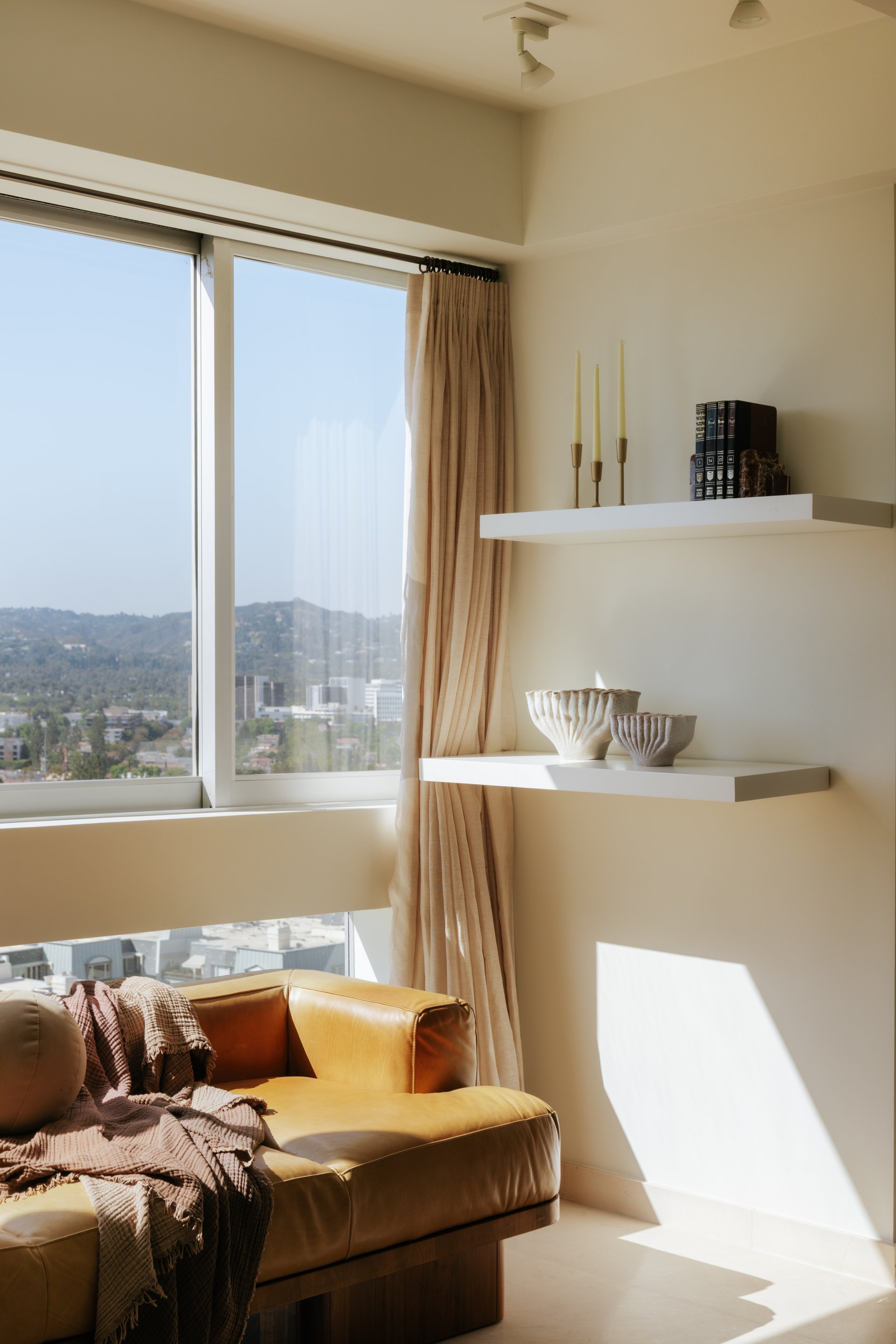 2222 Avenue Of The Stars Unit: 1404