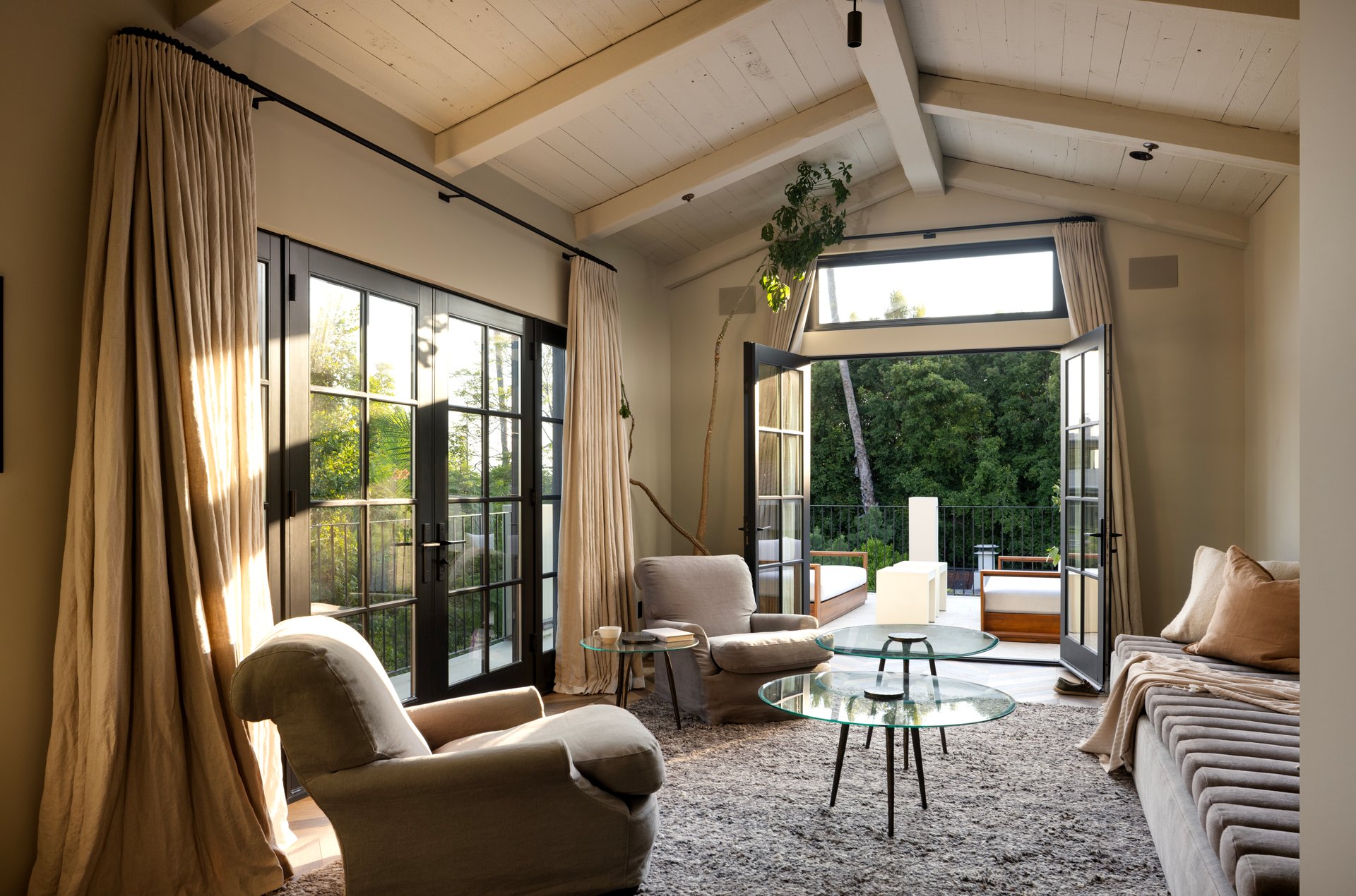 2401 Nottingham Ave, Los Feliz