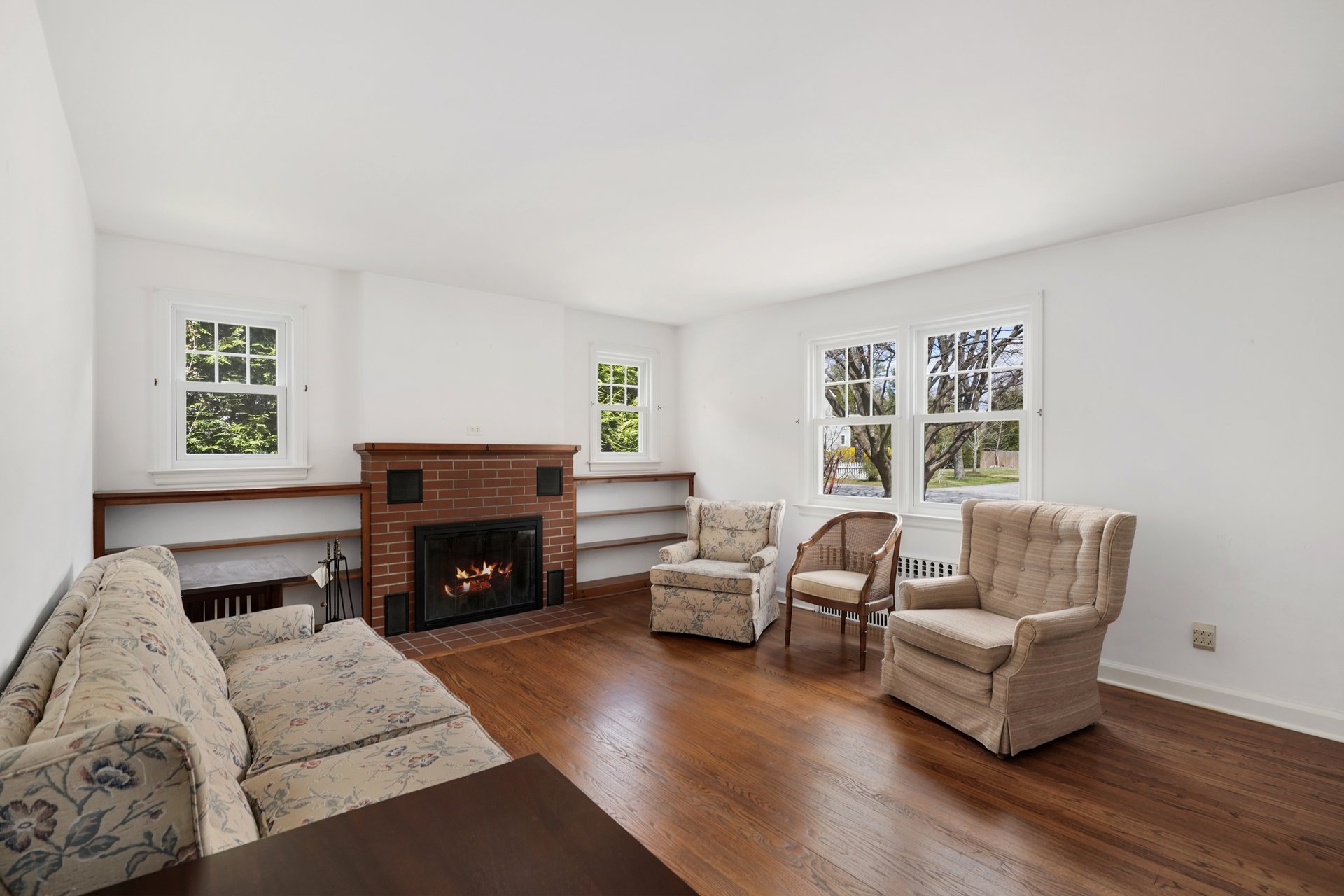 21 Vinton Avenue