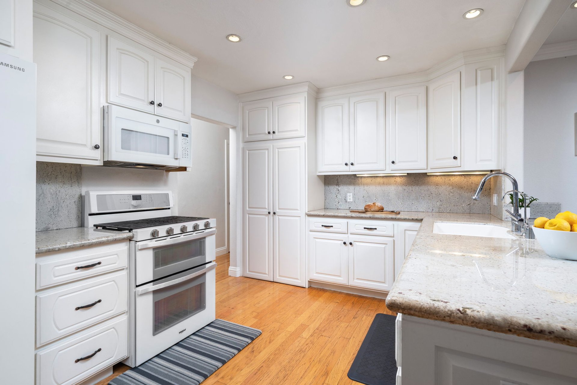 1219 Winston Court