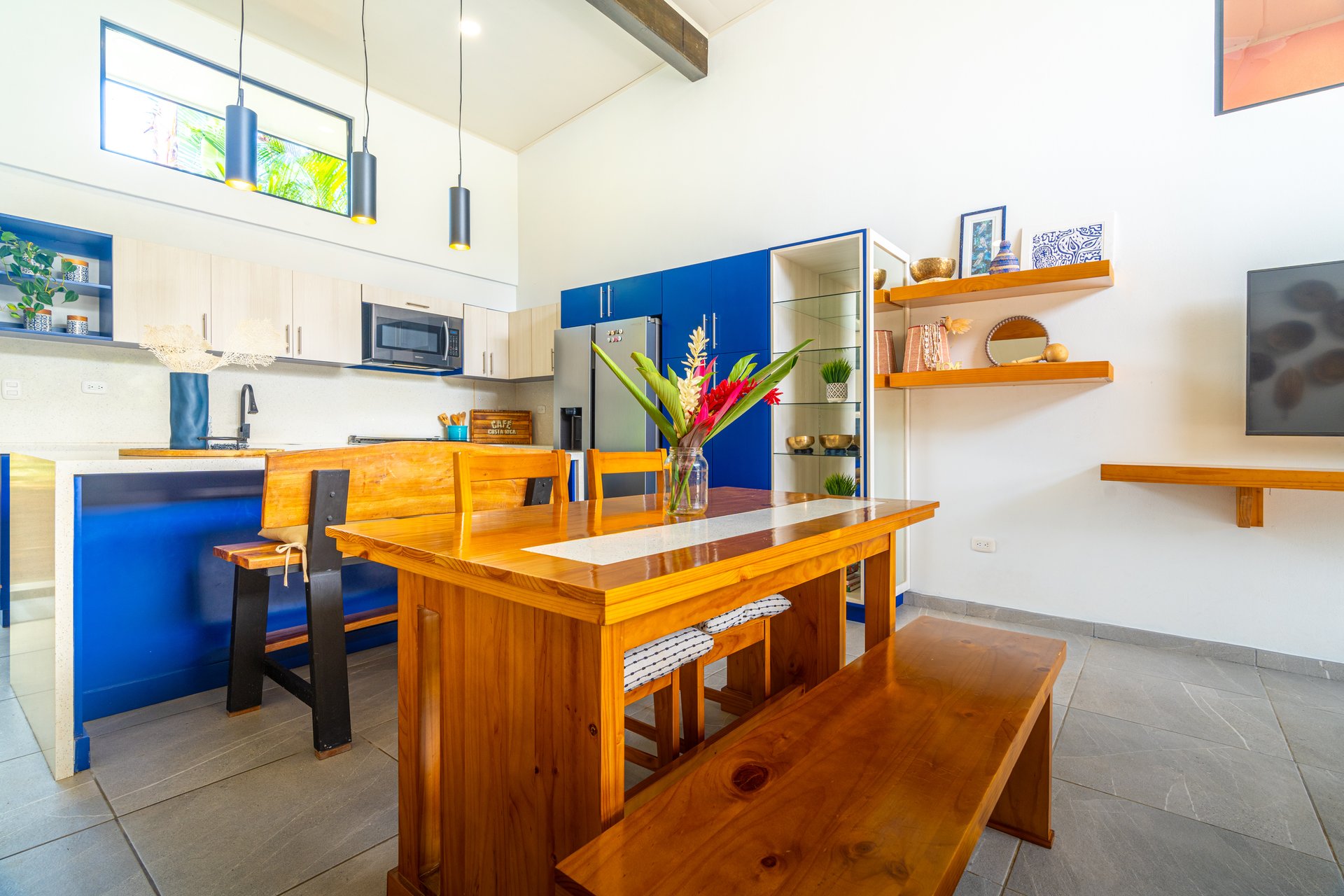 Modern 3 Bedroom Home - Walking distance to it all!
