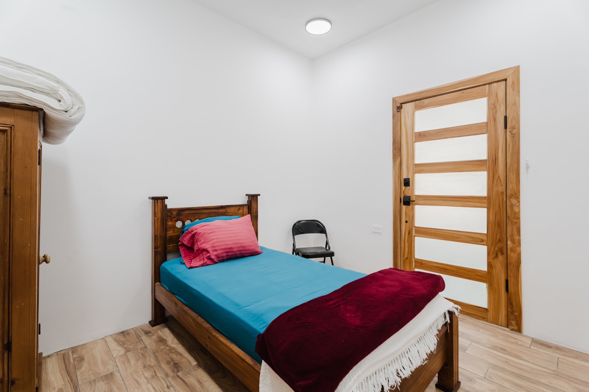 Casa Iguana - Fully Renovated Home Minutes from Marina Pez Vela 