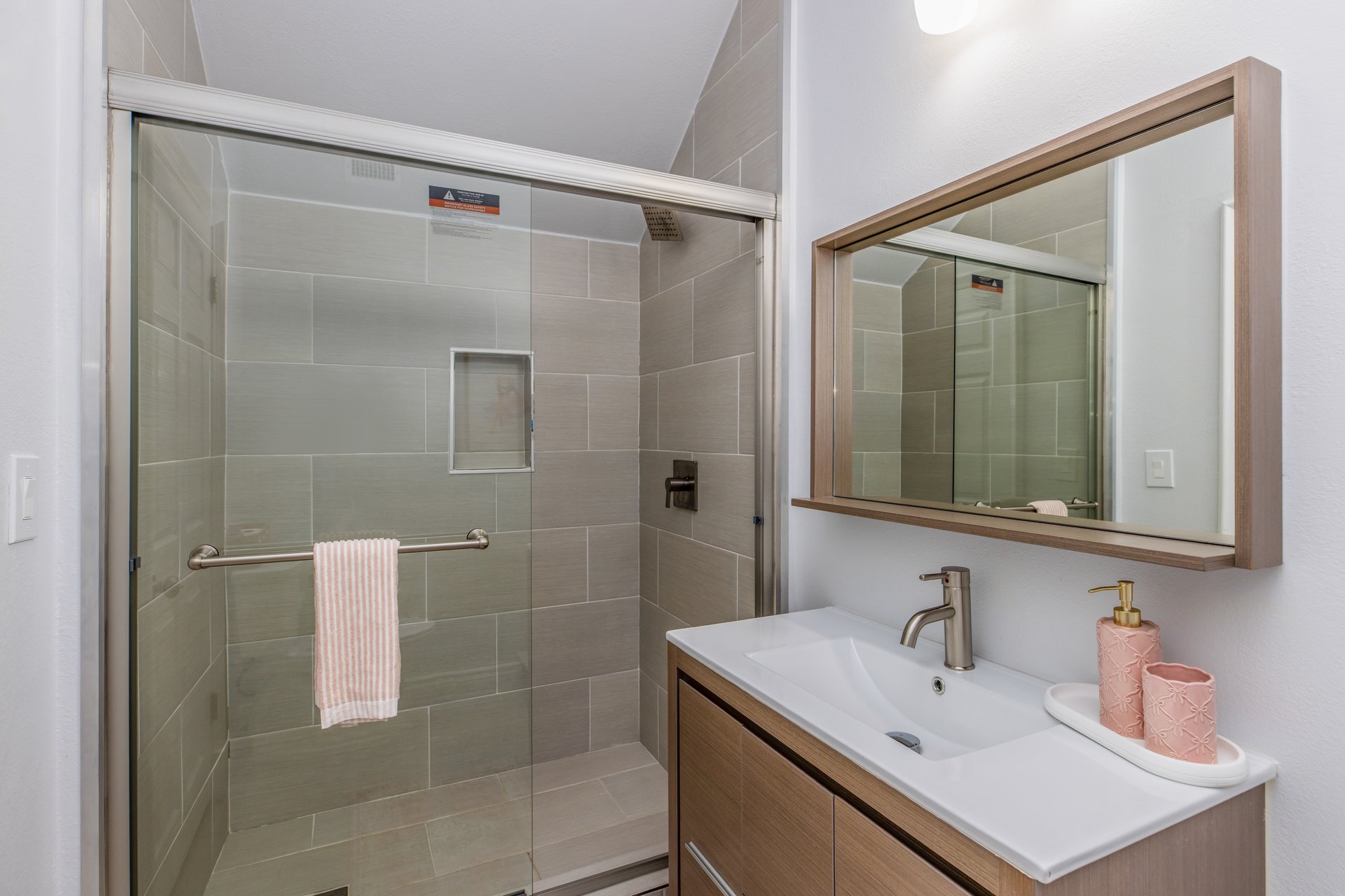 2254 The Terrace - Brentwood, Los Angeles