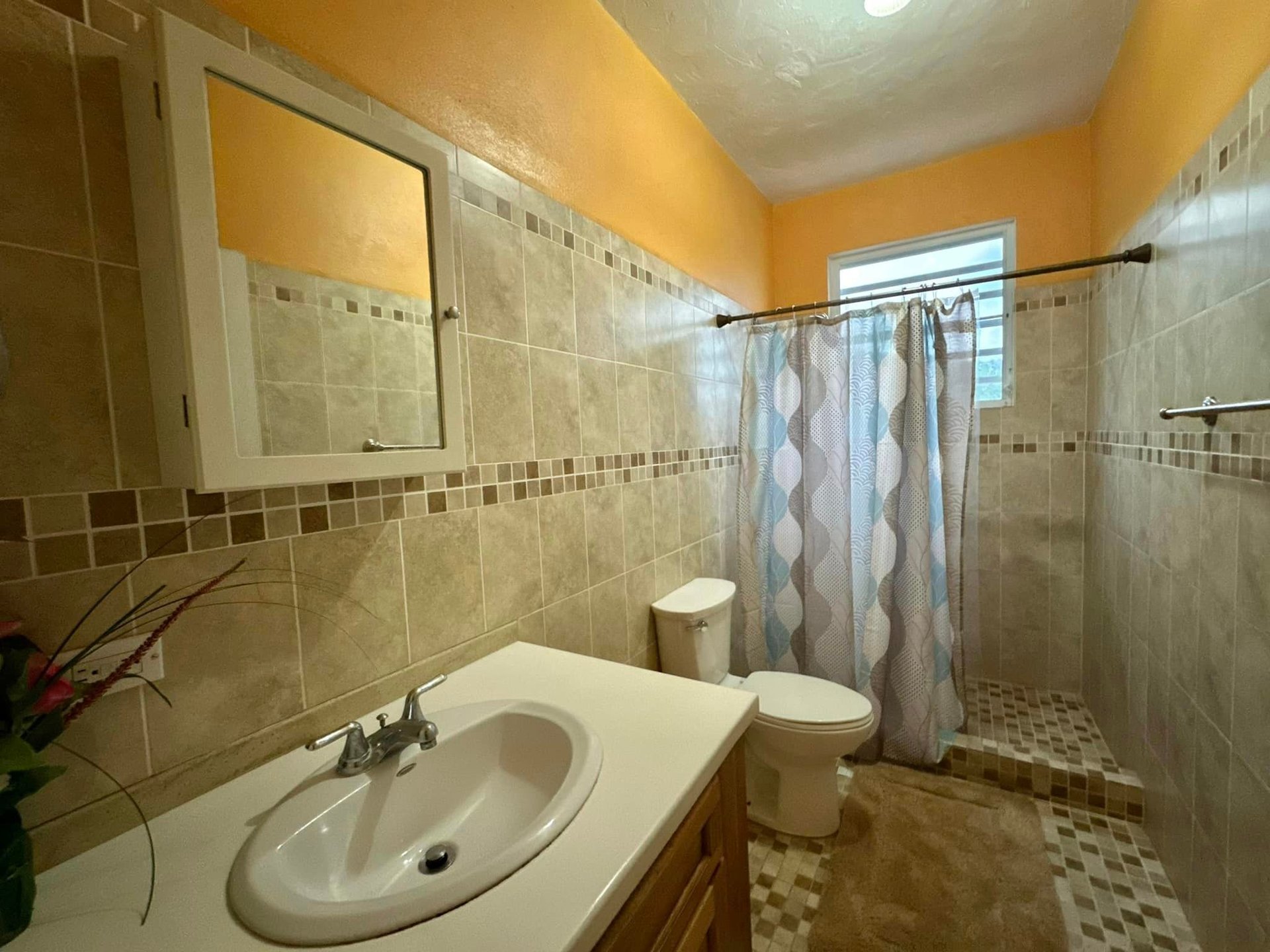 1001 West End 2 Bedroom Apartment