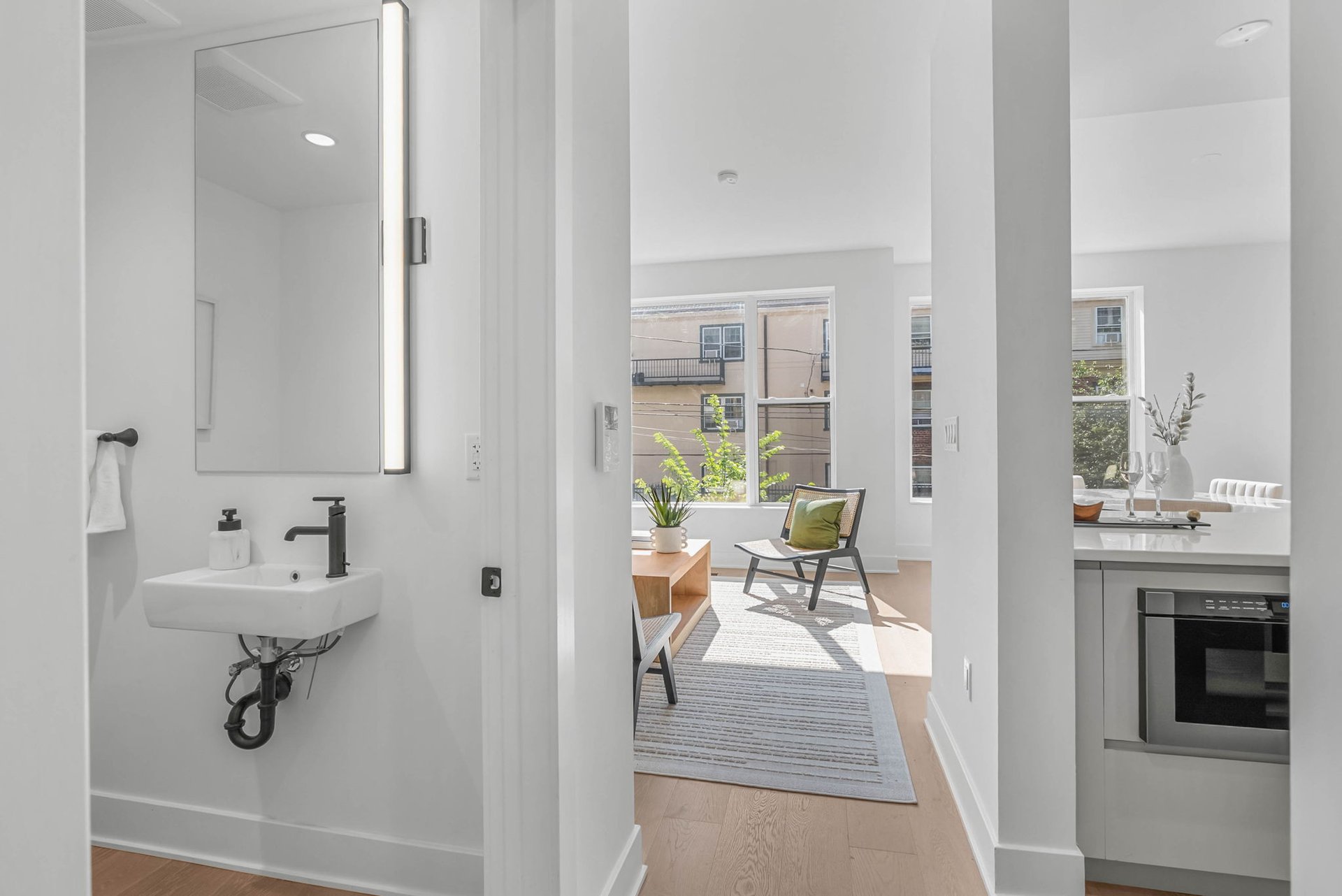 635 N 7th St #C2B, Philadelphia, PA 19123	