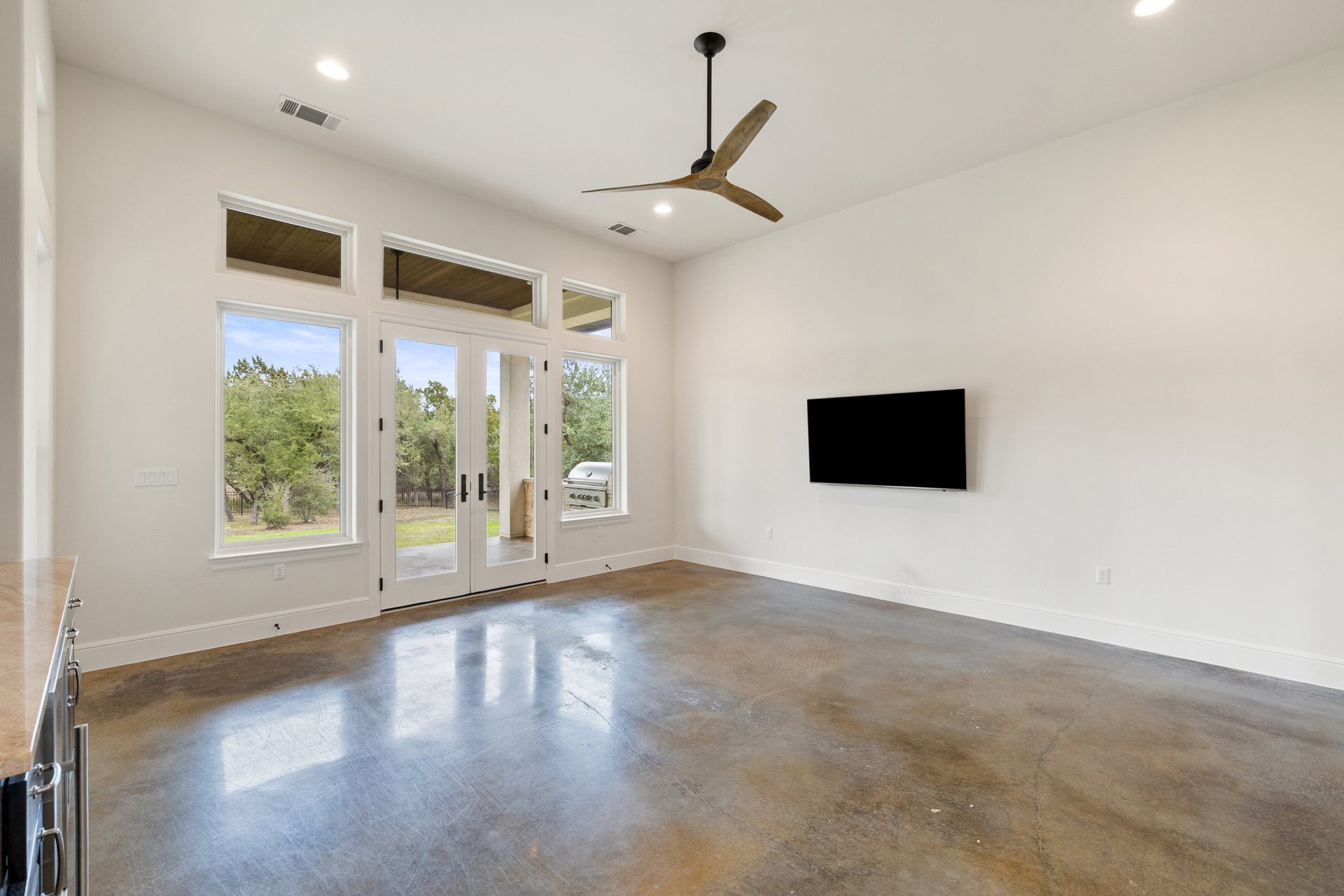 8609 Bellancia Dr