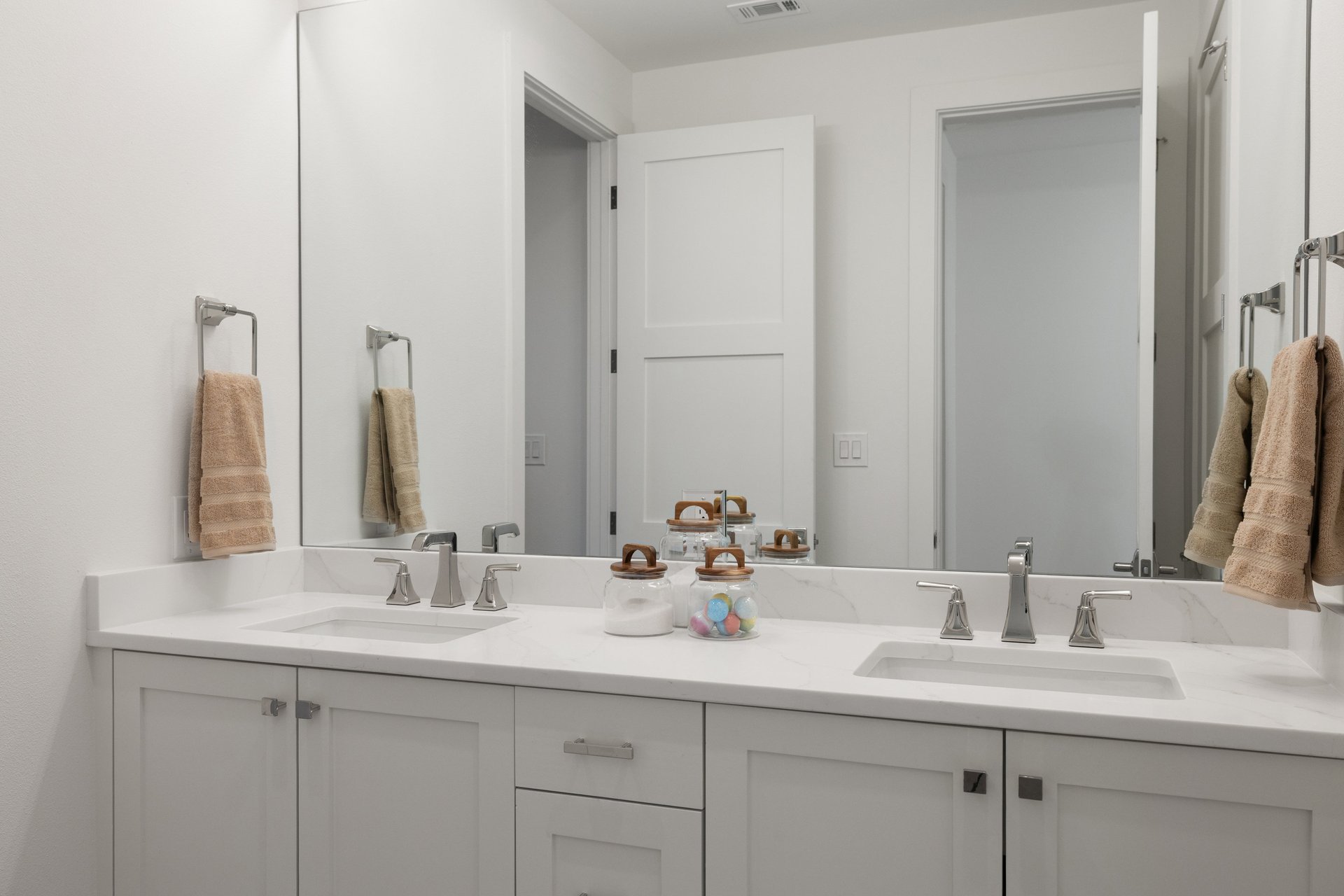 The Pearl of Fitzhugh Place