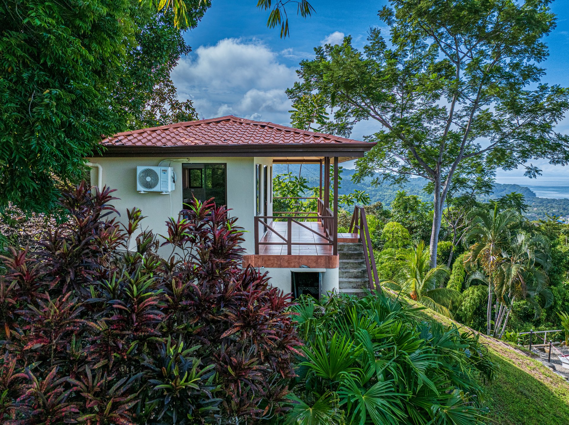 Casa Enigma - Iconic 180° Ocean View Home
