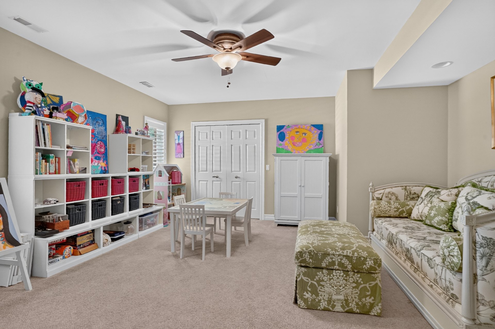 12172 Woodline