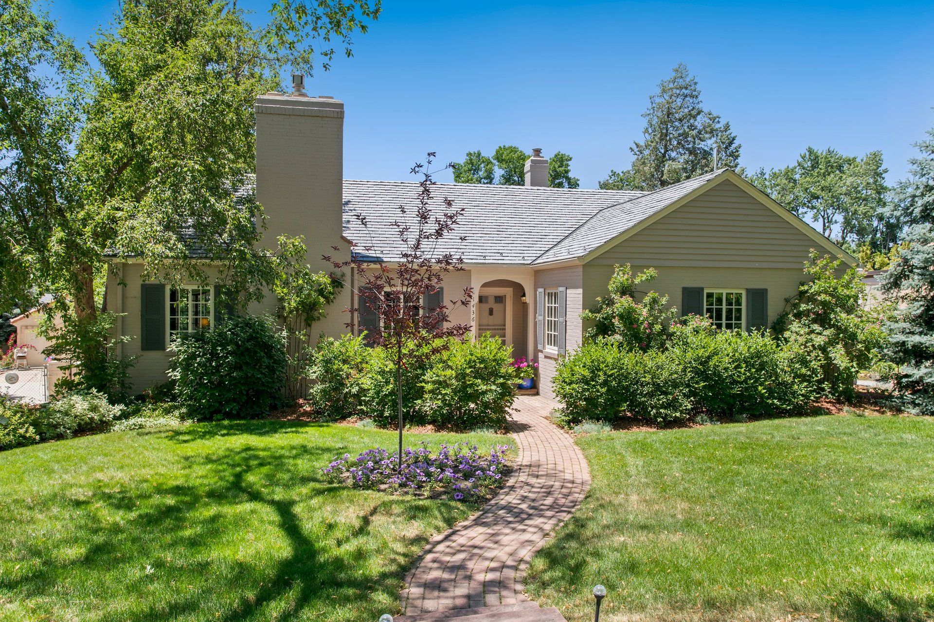 1436 Alamo Avenue