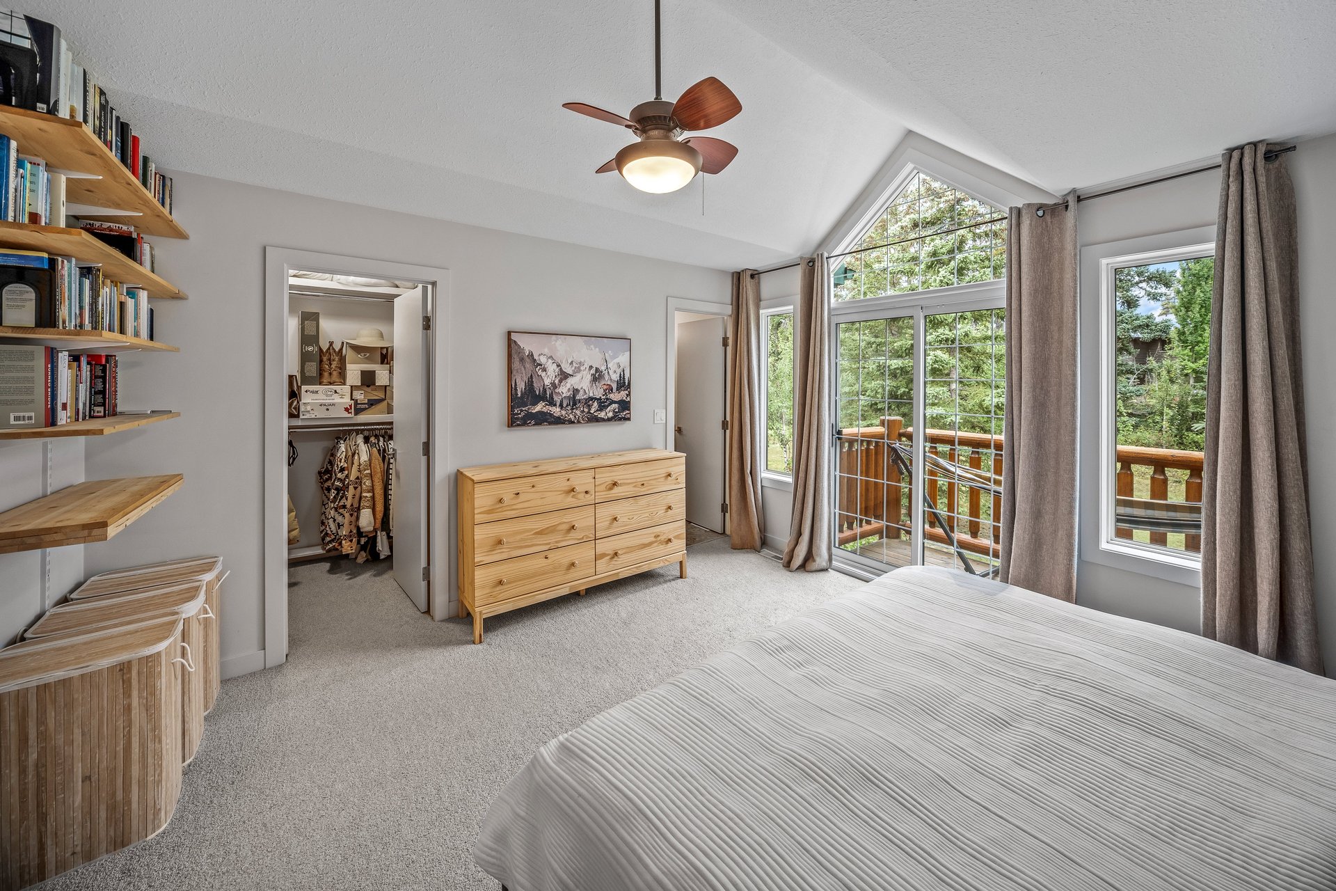1022 Rundleview Drive Unit: 27